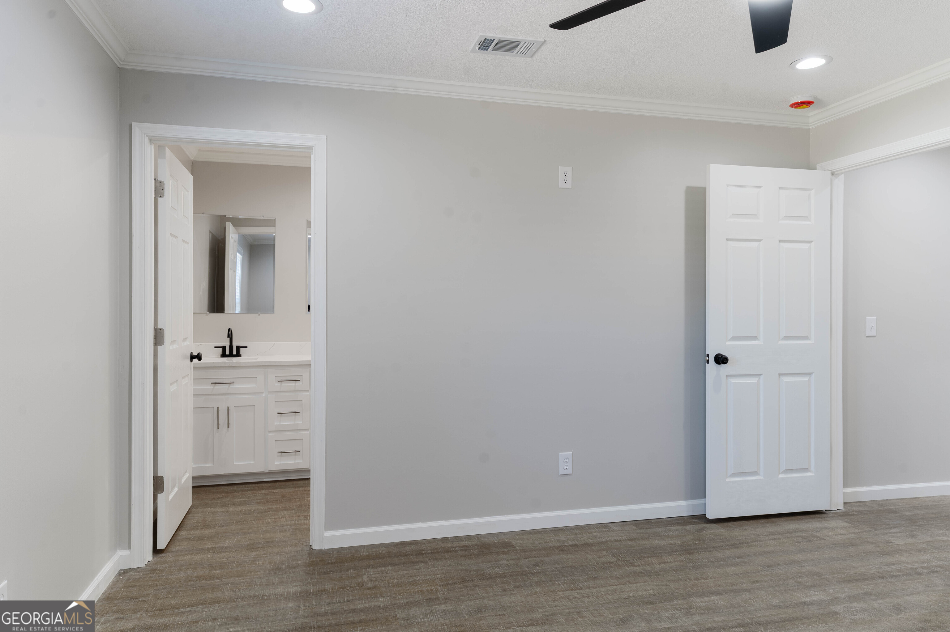 227 Twinn Lakes Drive Baxley GA 31513