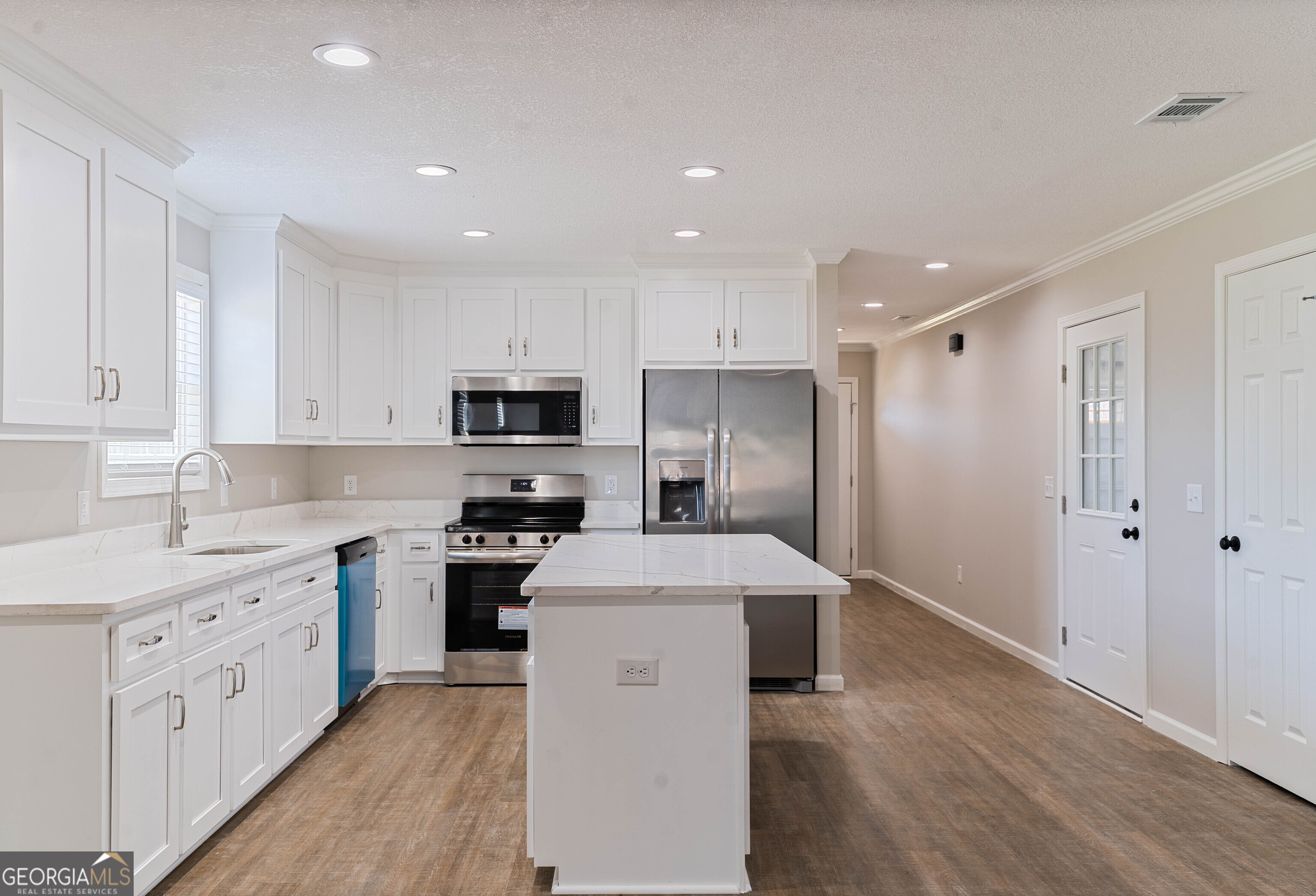 227 Twinn Lakes Drive Baxley GA 31513