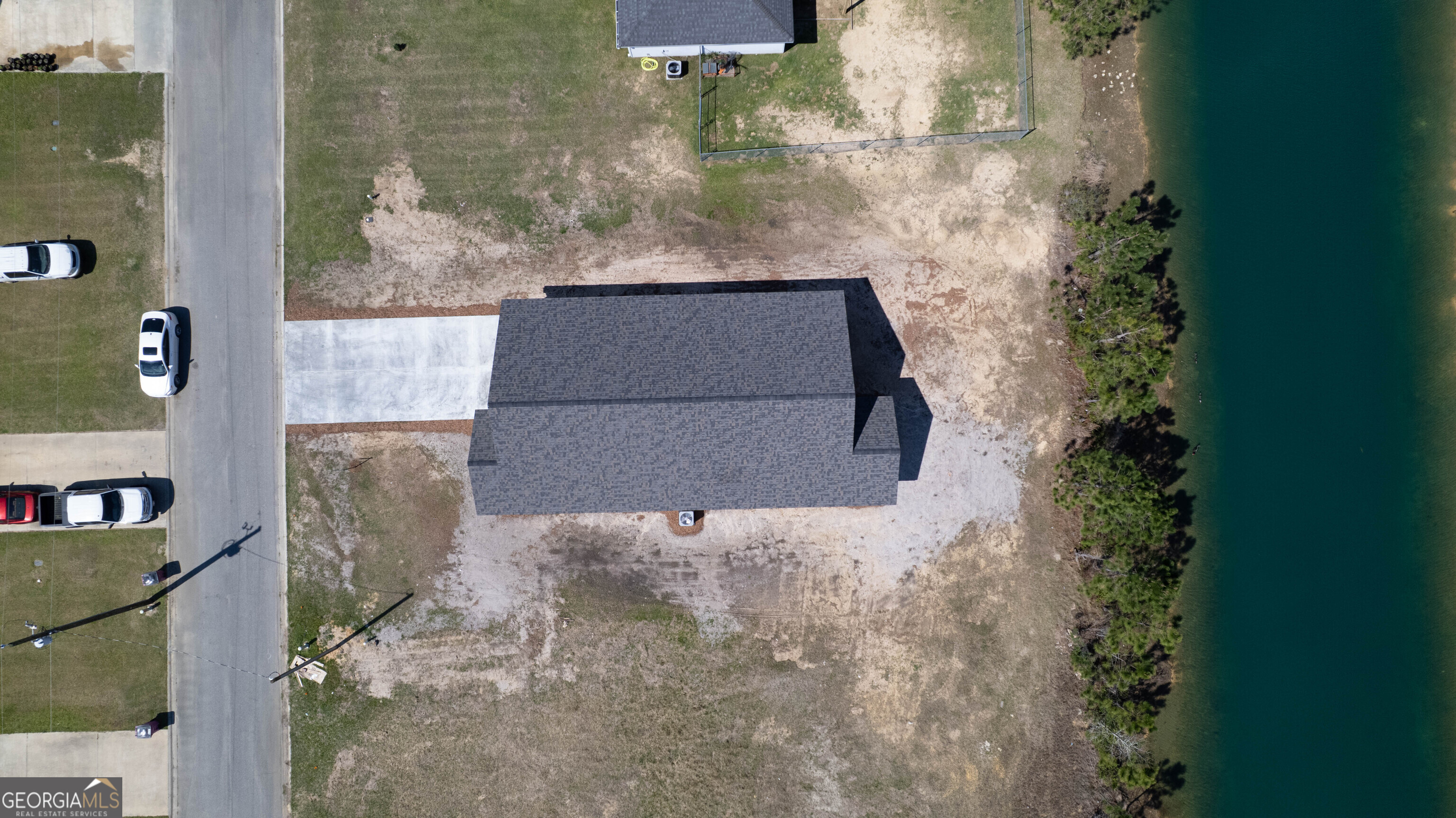 227 Twinn Lakes Drive Baxley GA 31513