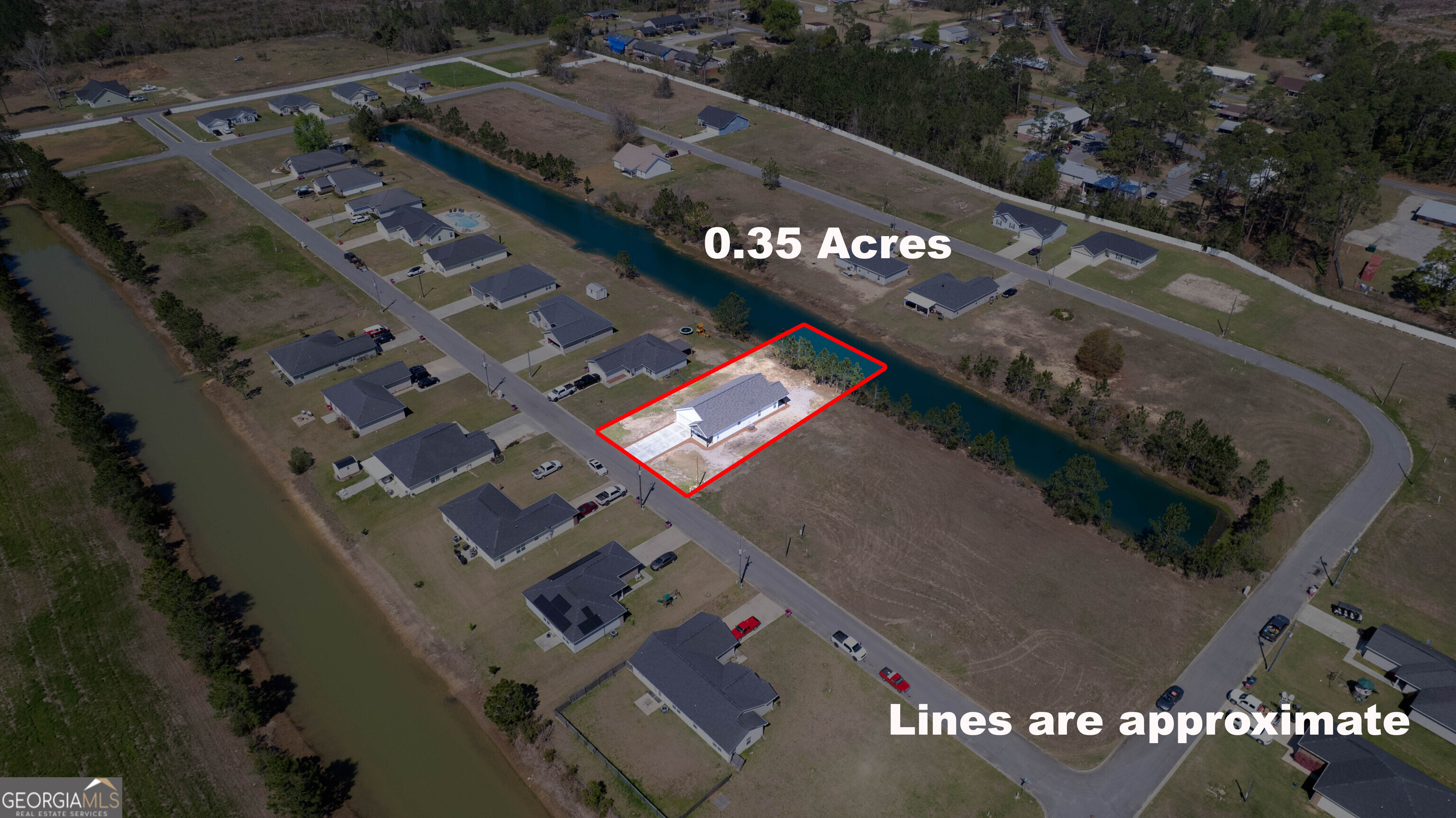 227 Twinn Lakes Drive Baxley GA 31513