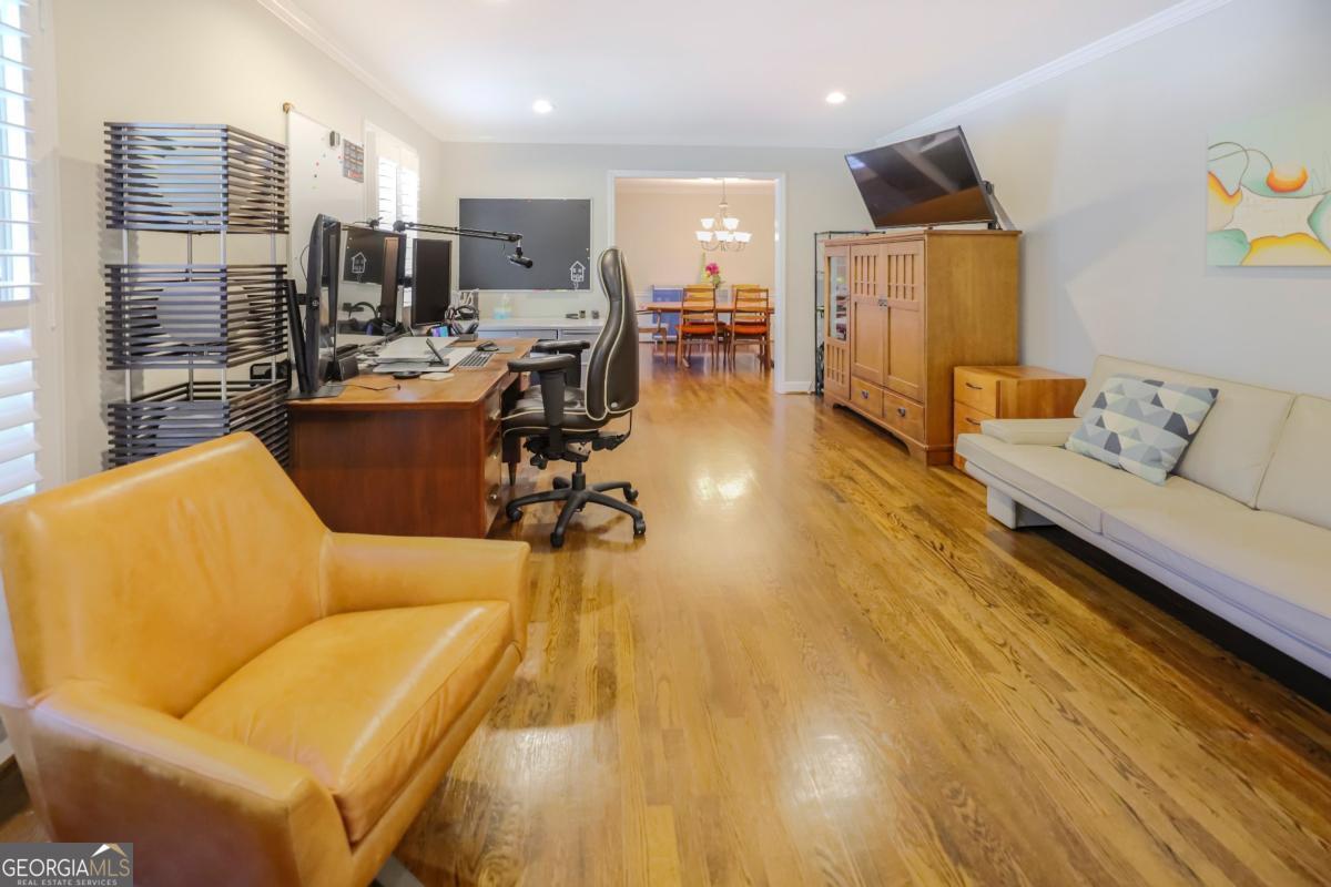 5735 Riverwood Drive Atlanta GA 30328