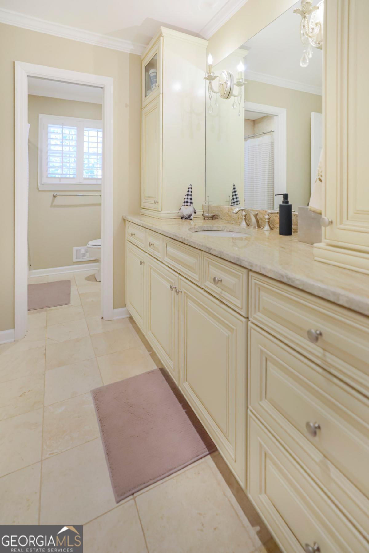 5735 Riverwood Drive Atlanta GA 30328