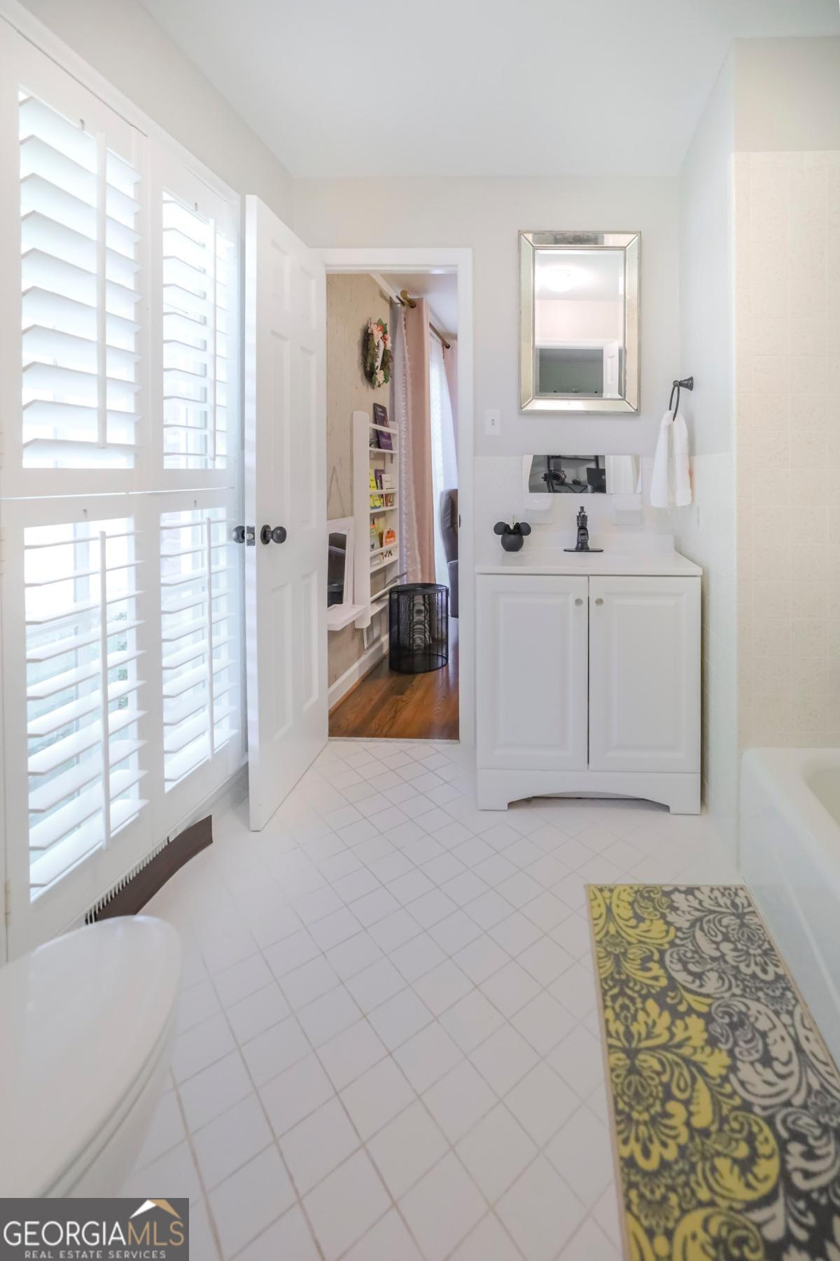 5735 Riverwood Drive Atlanta GA 30328
