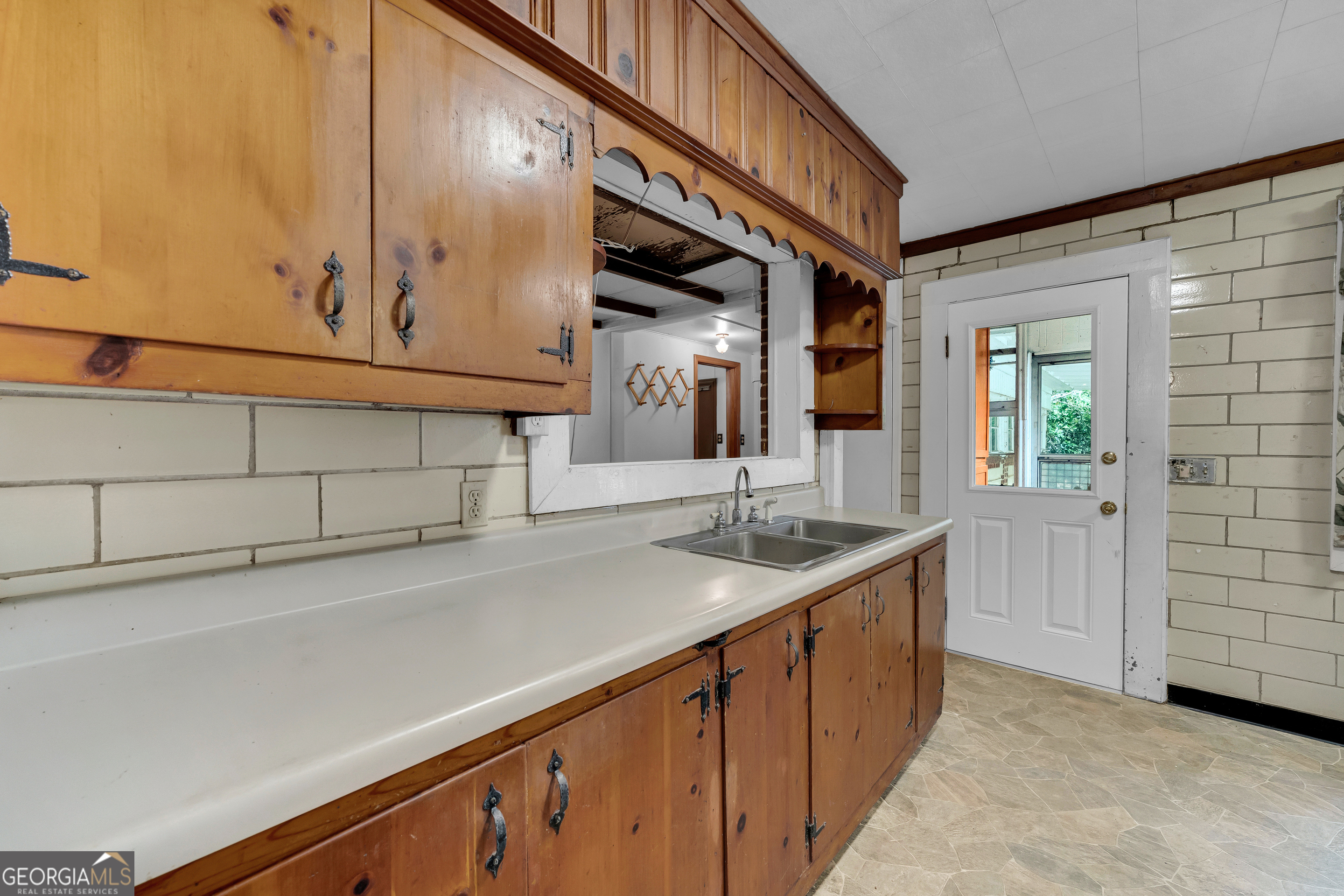 1751 Bowersville Street Royston GA 30662