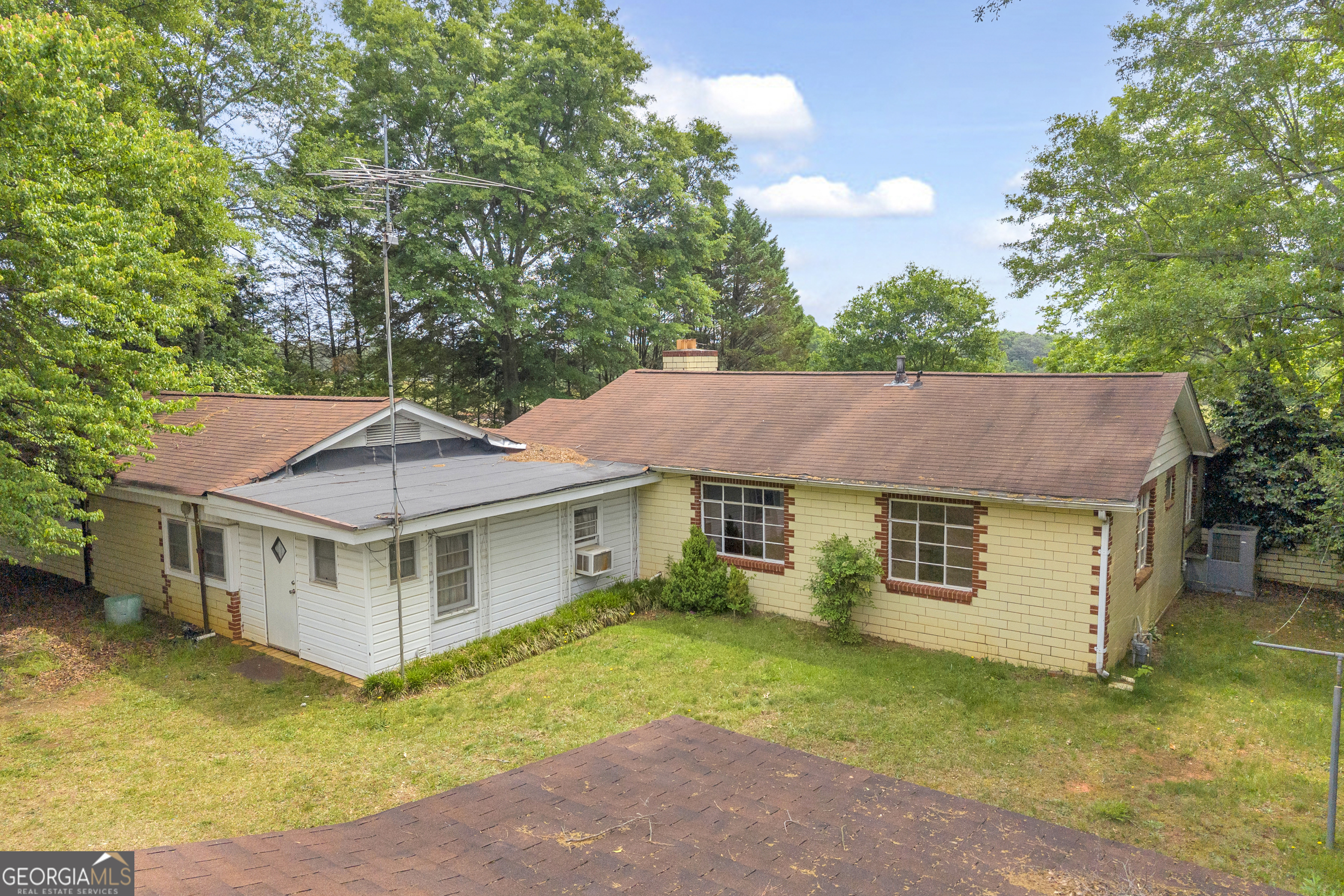 1751 Bowersville Street Royston GA 30662