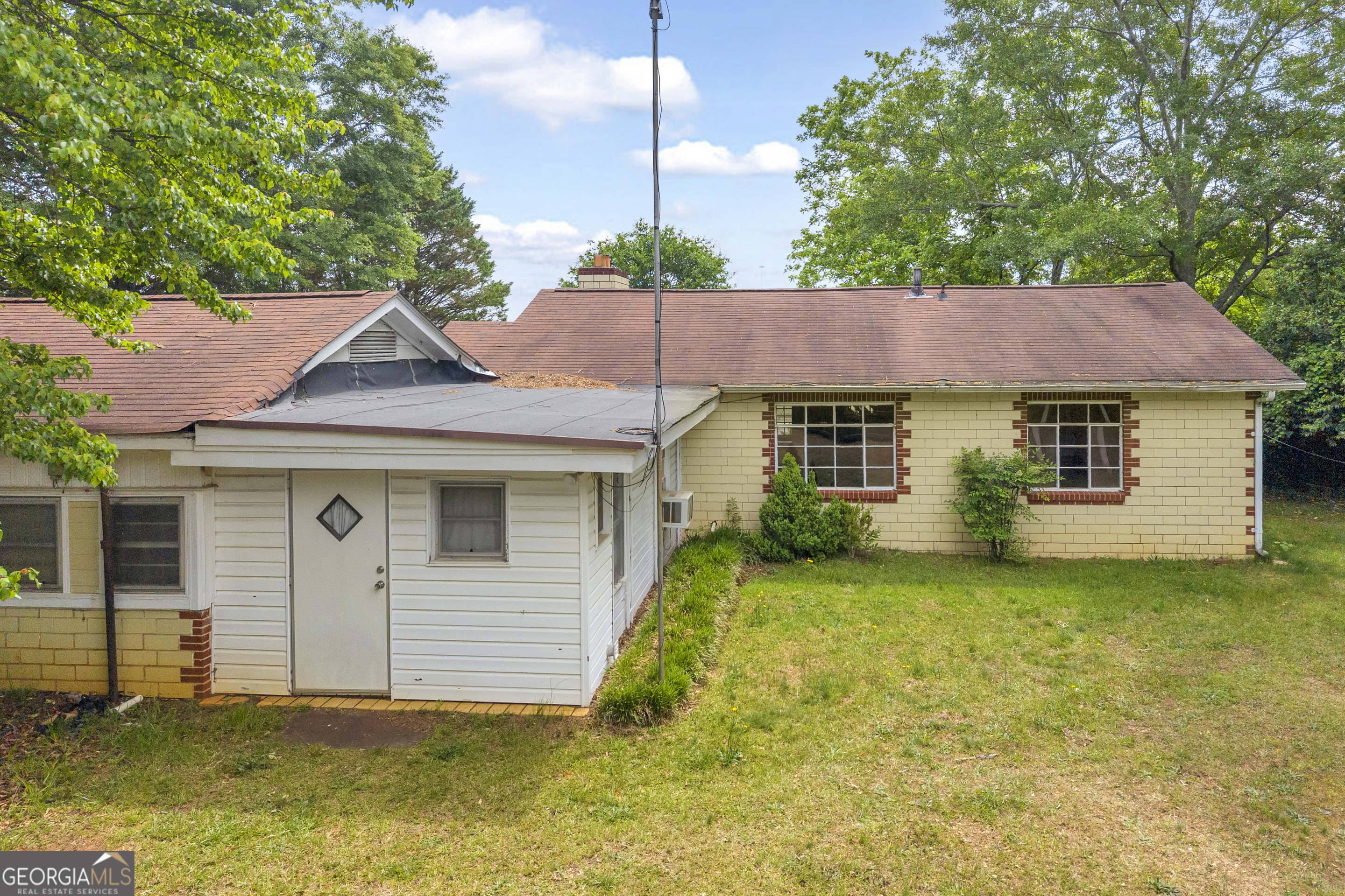 1751 Bowersville Street Royston GA 30662