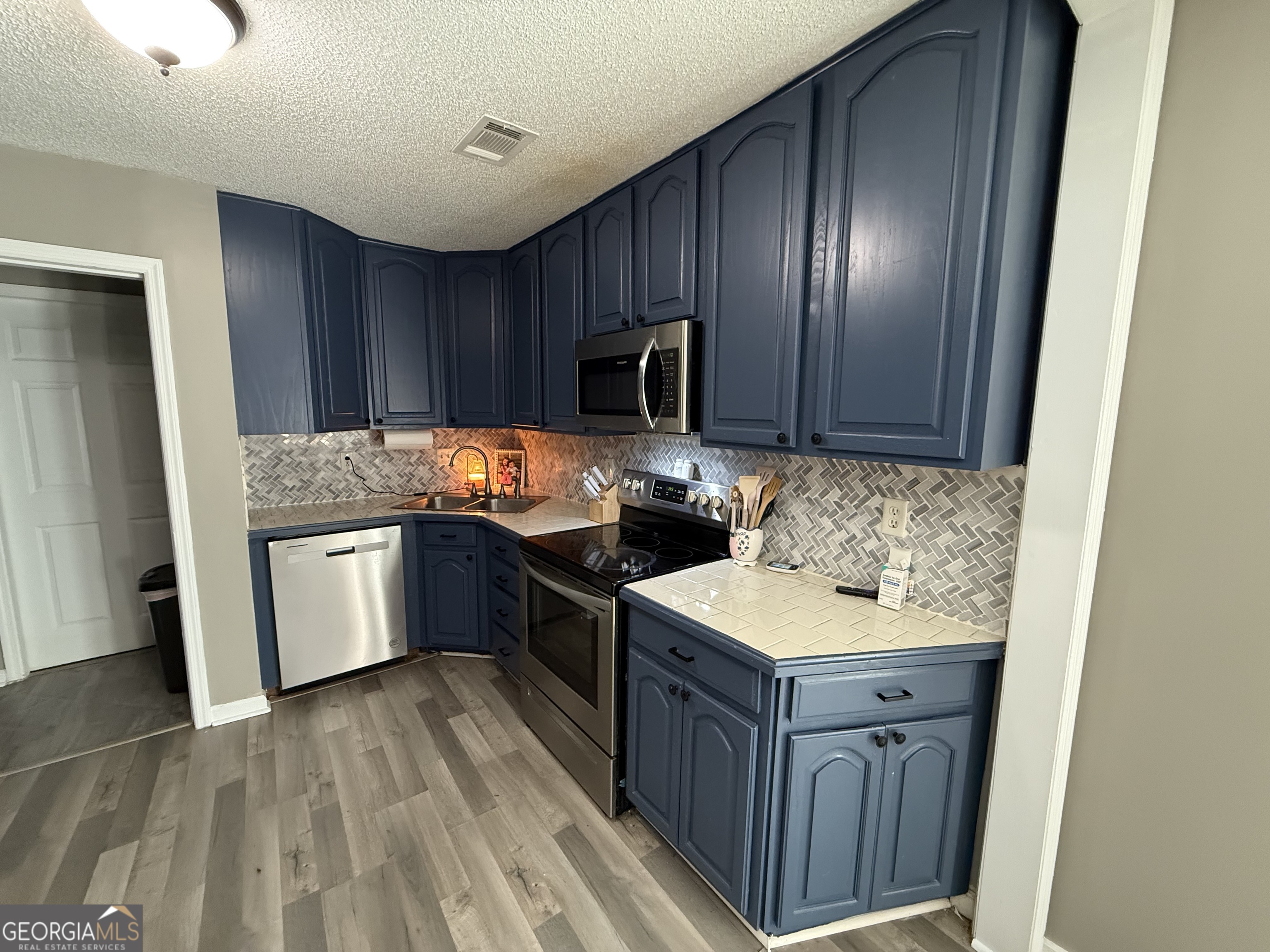 208 Pellimore Drive Warner Robins GA 31093