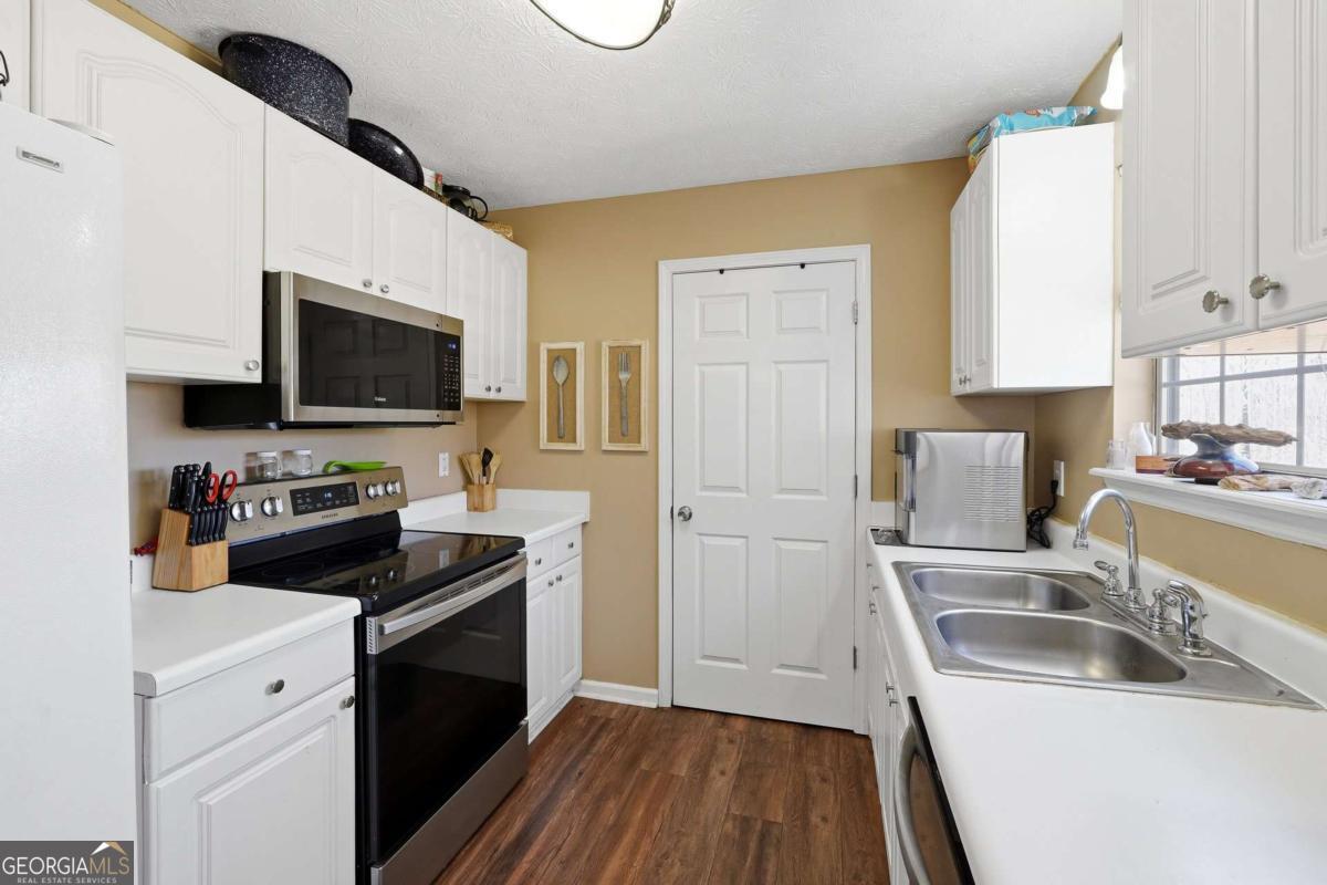 328 Highland Estate Commerce GA 30529