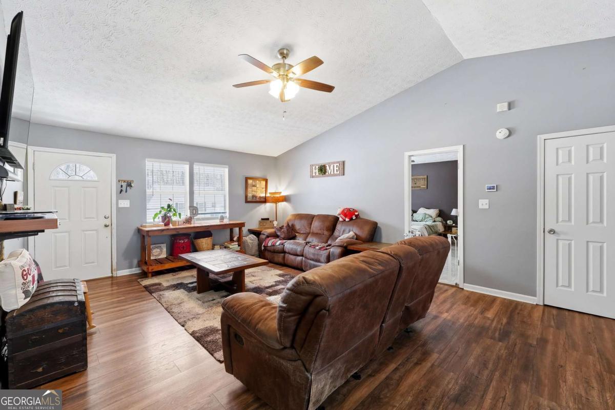328 Highland Estate Commerce GA 30529