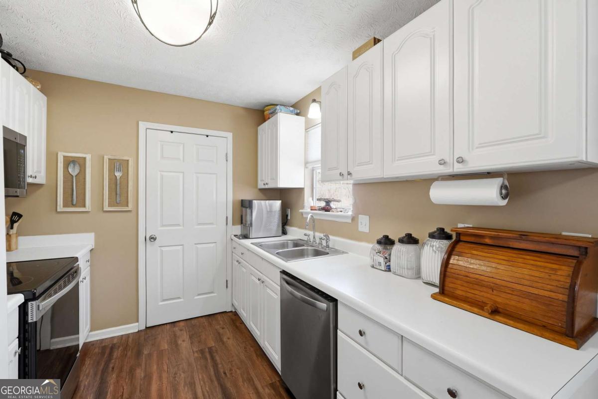328 Highland Estate Commerce GA 30529