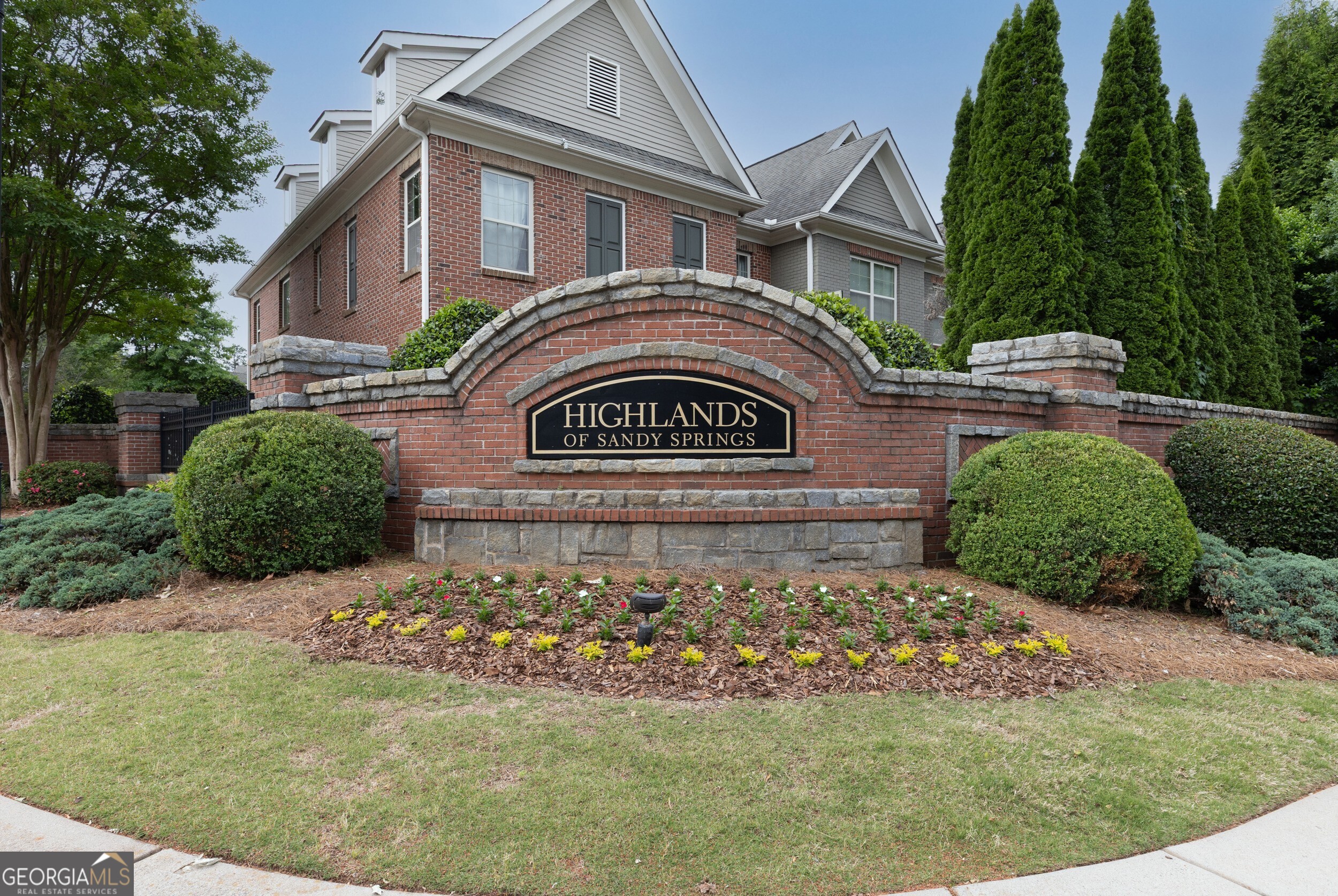 7280 Glisten Avenue Atlanta GA 30328