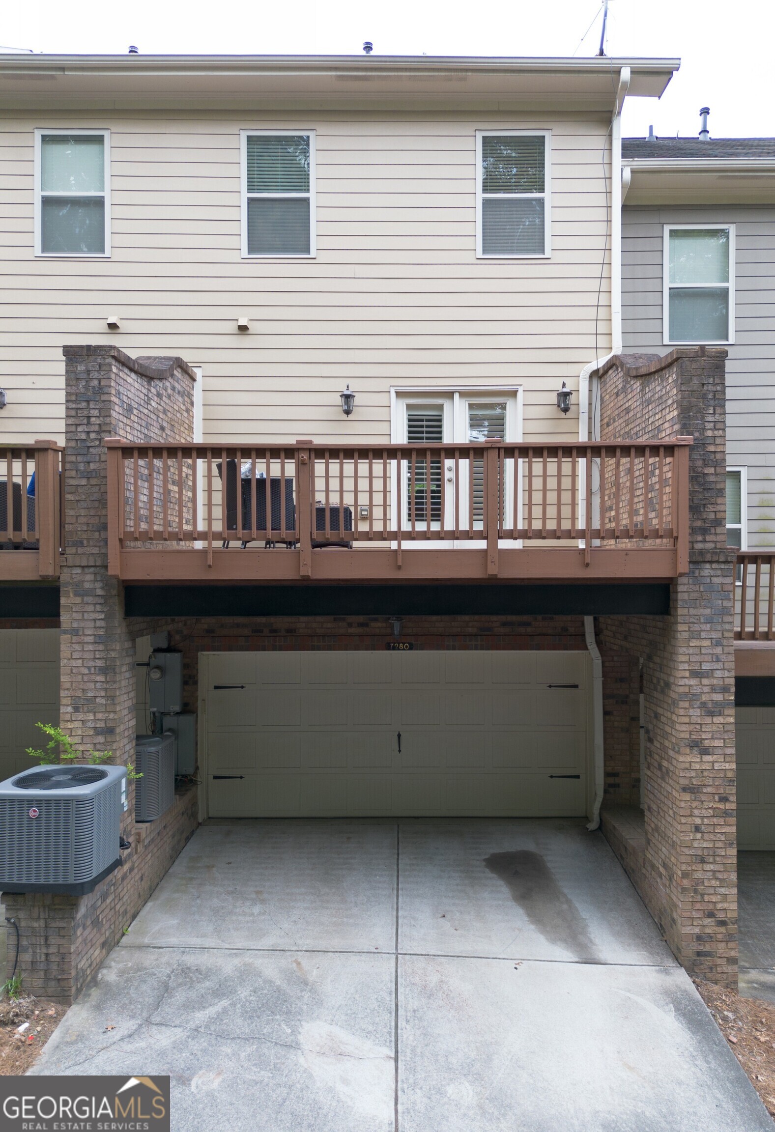 7280 Glisten Avenue Atlanta GA 30328