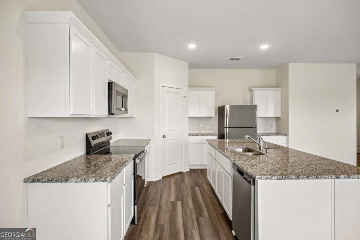 94 Heartland Drive Dallas GA 30157