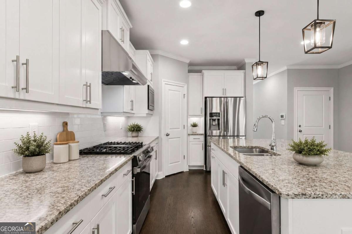 1056 Johnson Grove Atlanta GA 30318