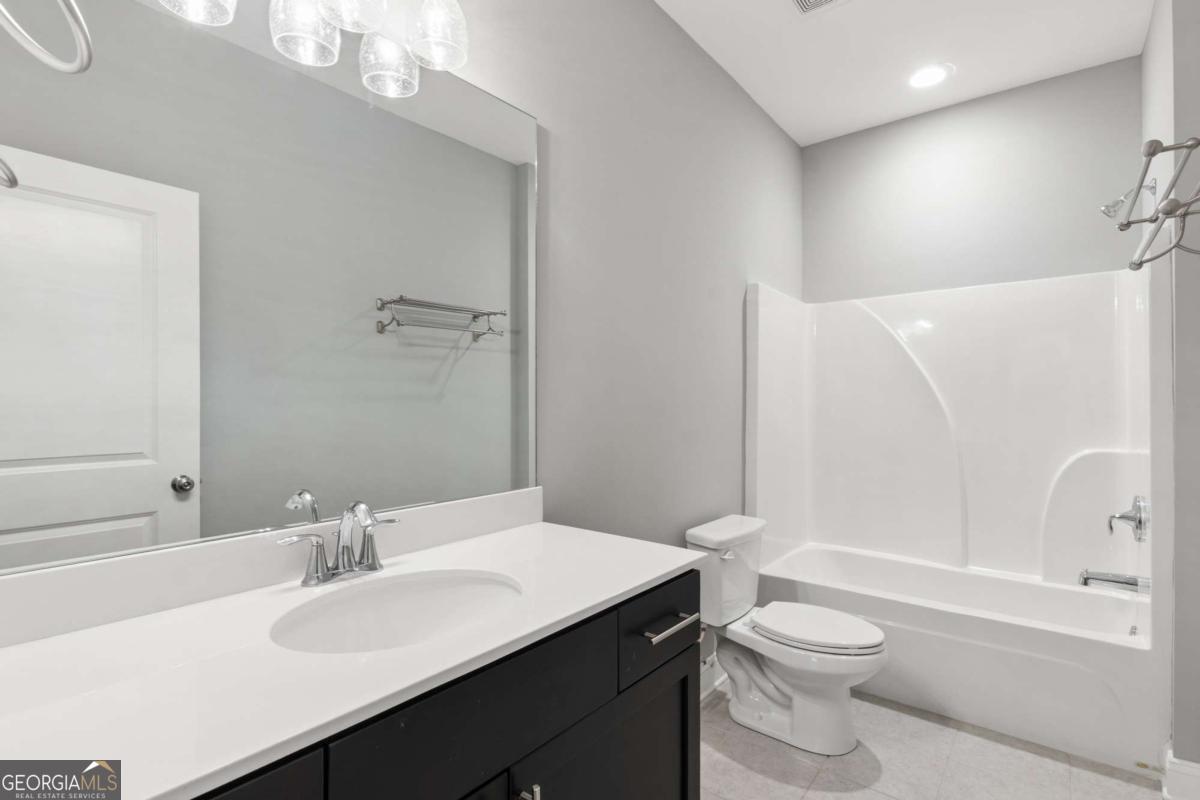 1056 Johnson Grove Atlanta GA 30318