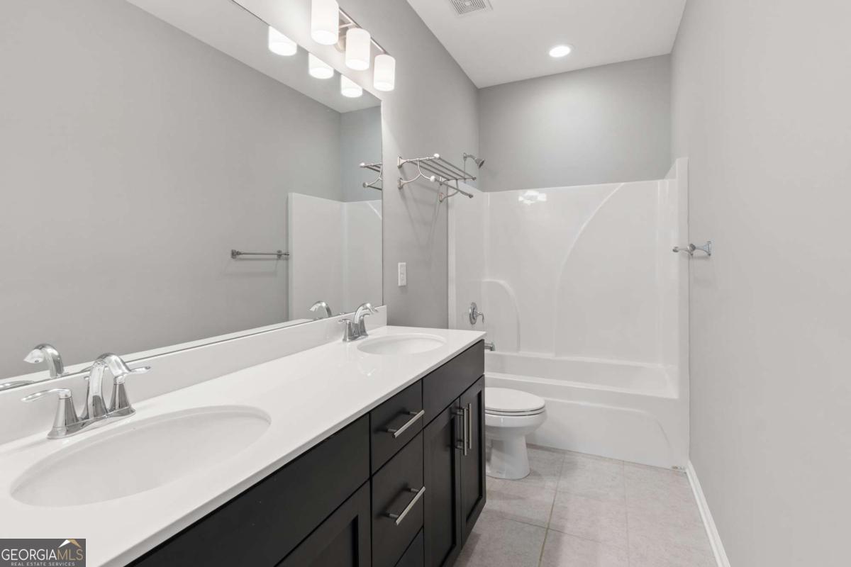 1056 Johnson Grove Atlanta GA 30318
