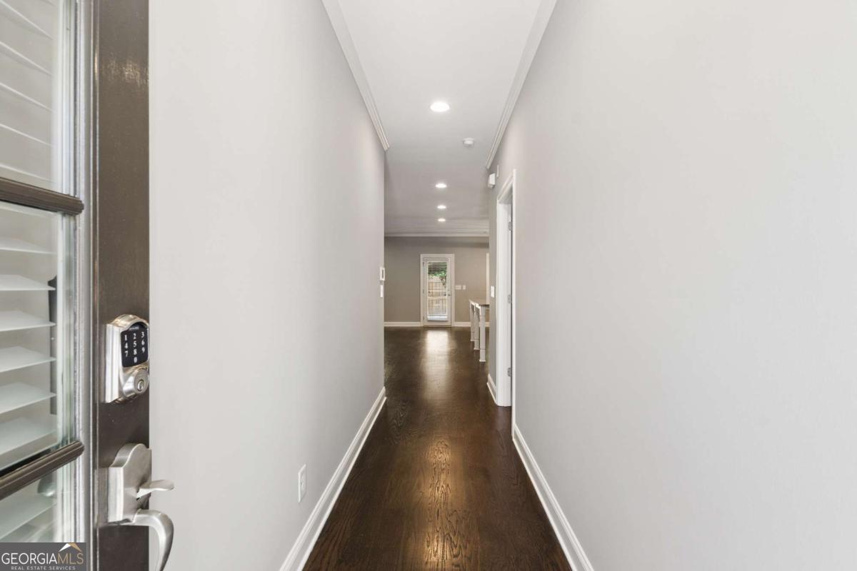1056 Johnson Grove Atlanta GA 30318