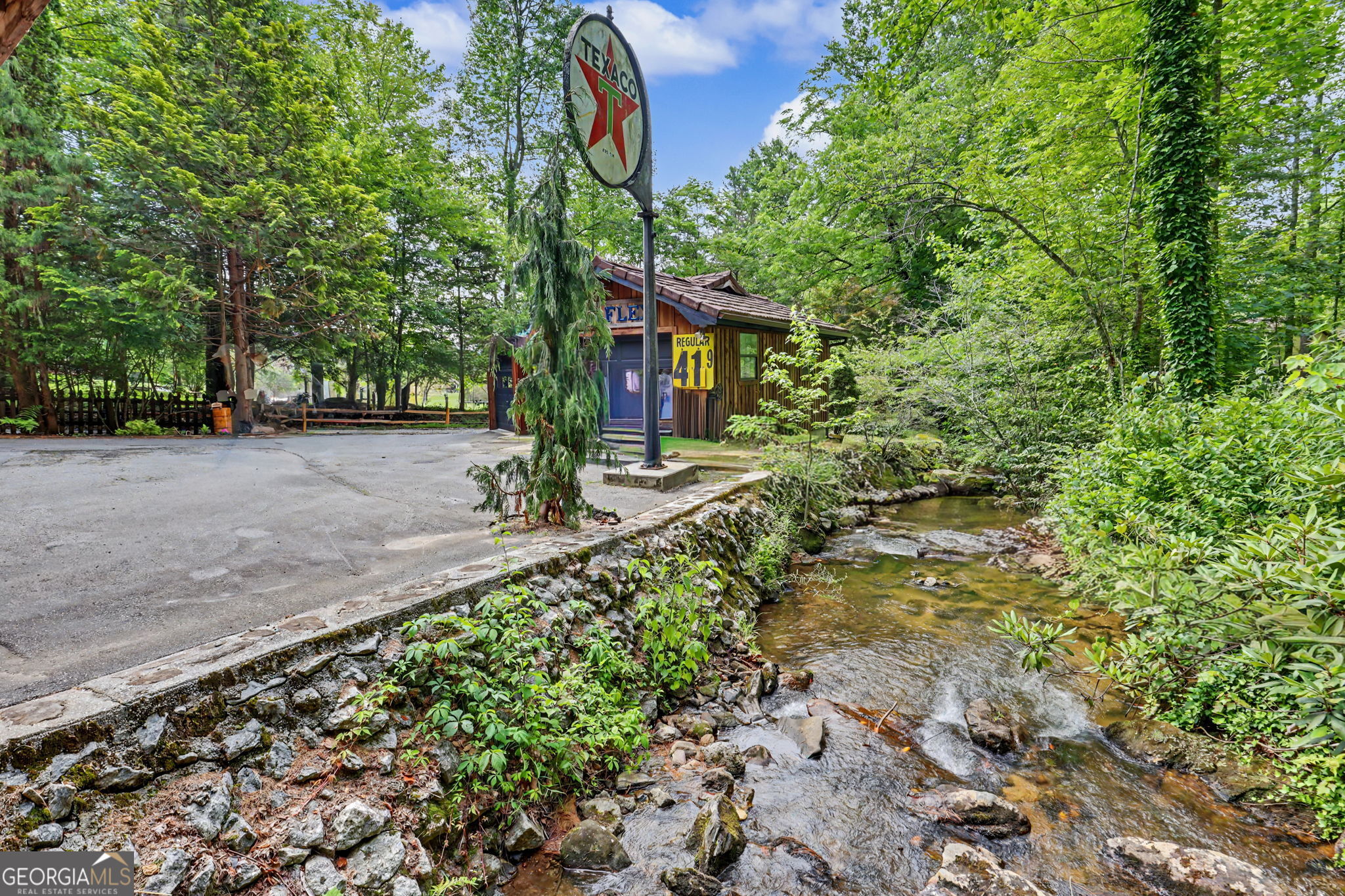 17 Water Wheel Lane Rabun Gap GA 30568
