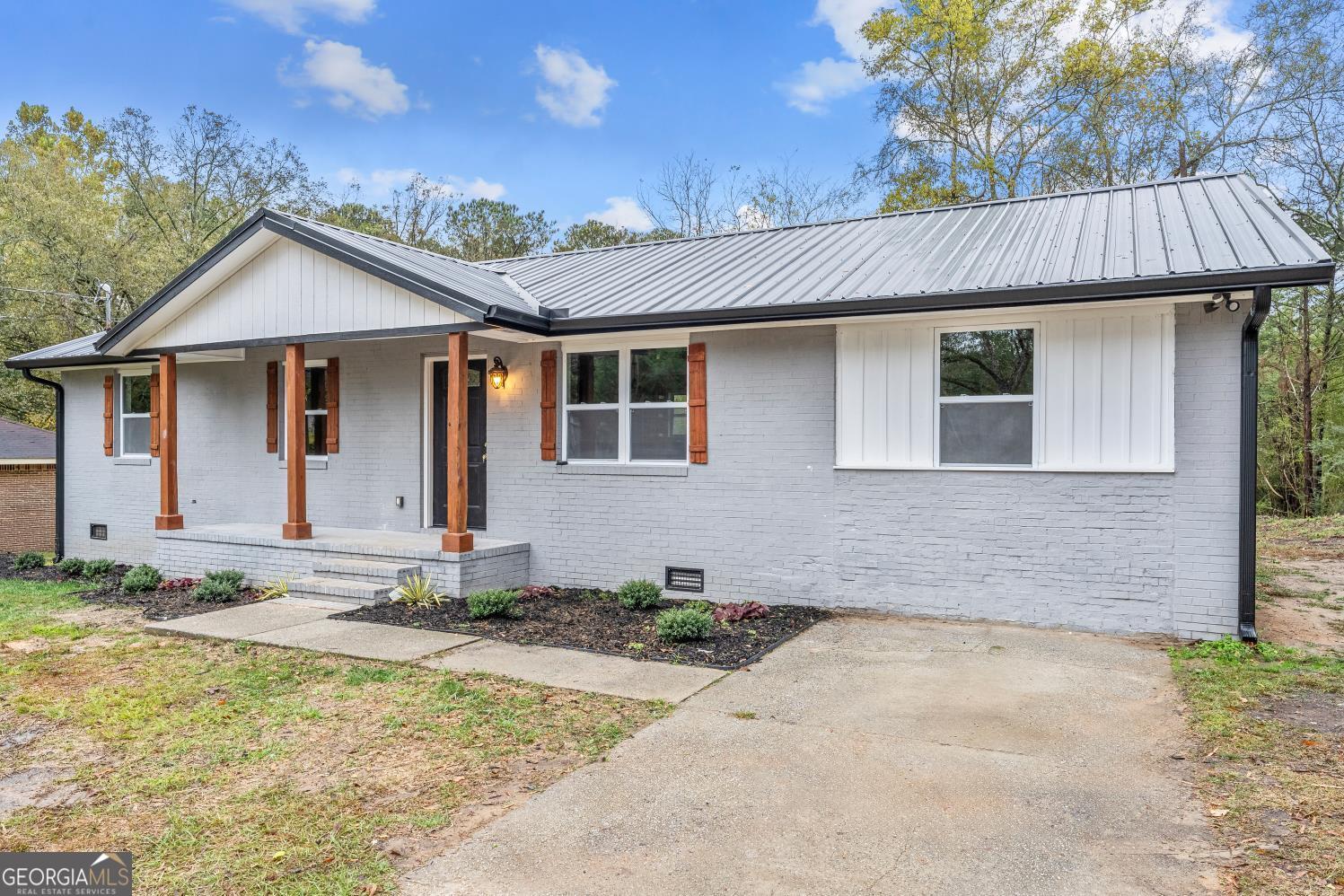 420 W Richland Avenue Greensboro GA 30642