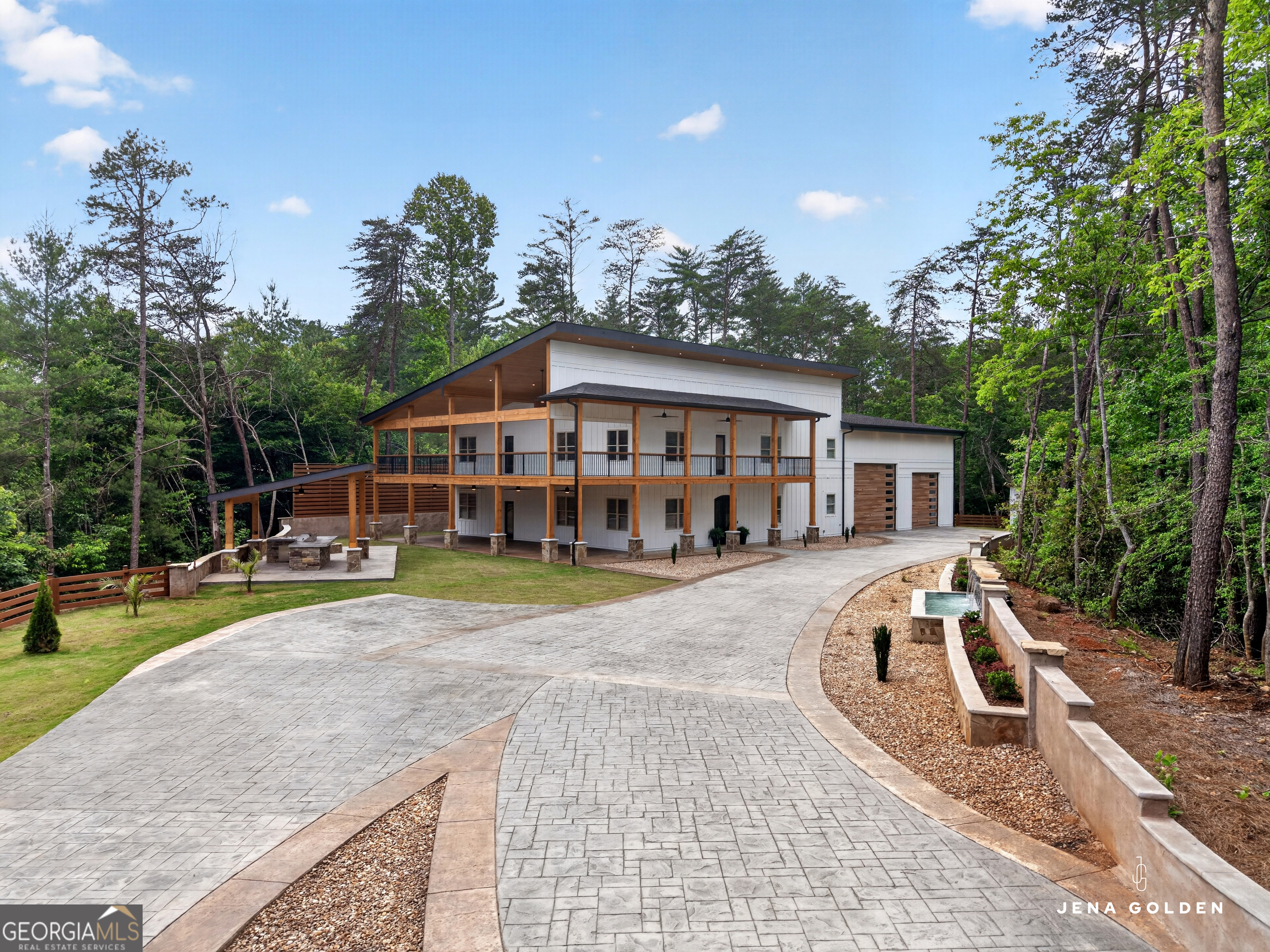 300 Mountain Ridge Drive Dahlonega GA 30533