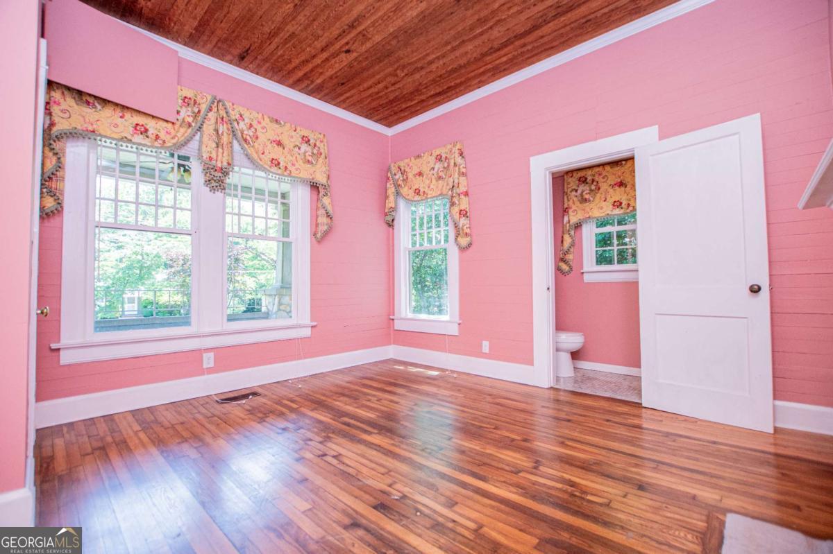 8503 Price Avenue Douglasville GA 30134