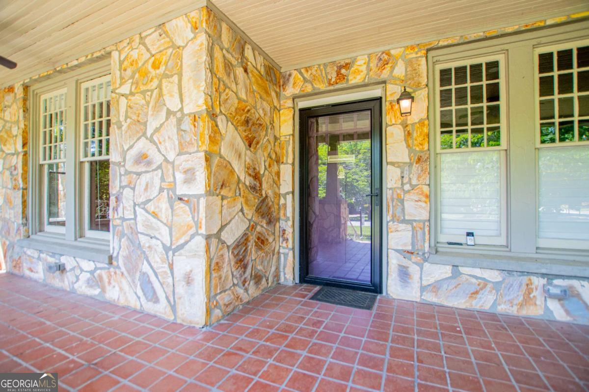 8503 Price Avenue Douglasville GA 30134