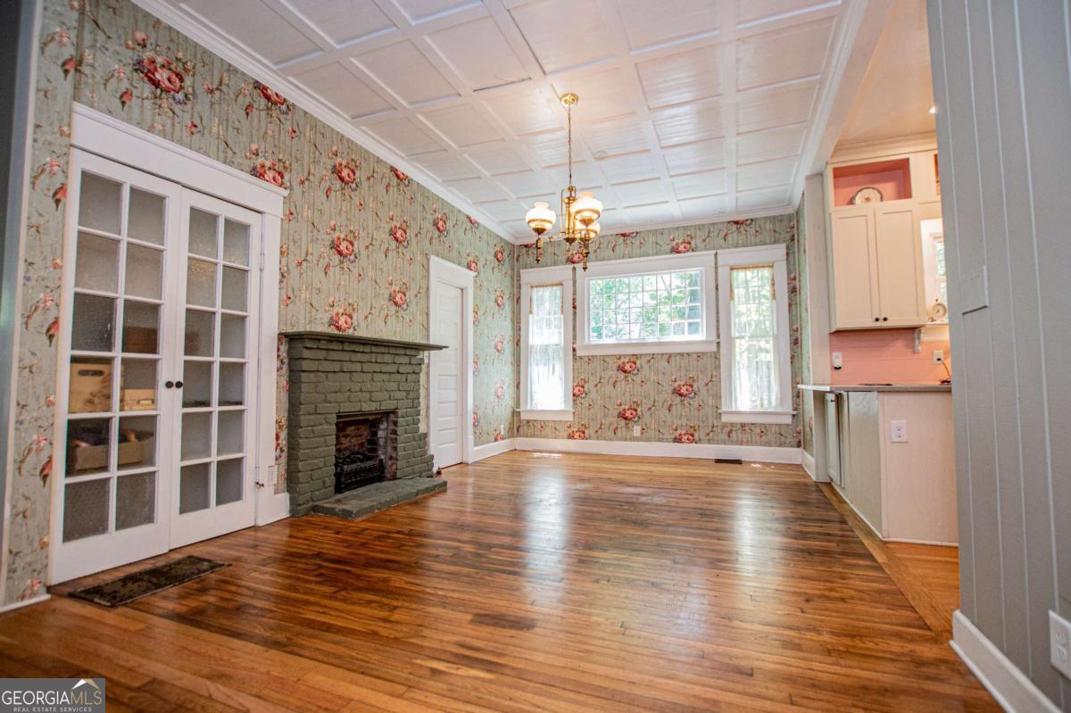 8503 Price Avenue Douglasville GA 30134