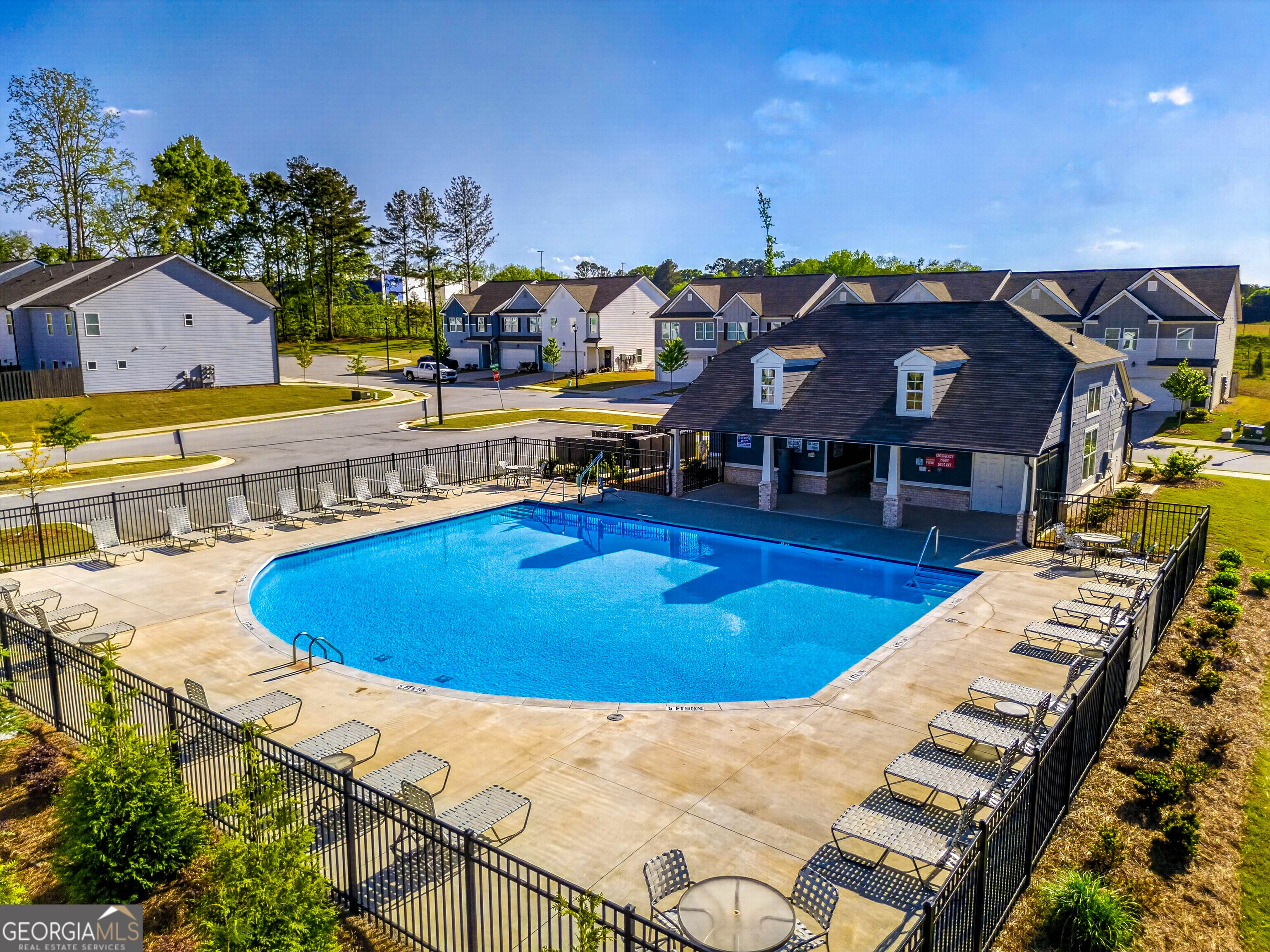 252 Regent Park Hoschton GA 30548