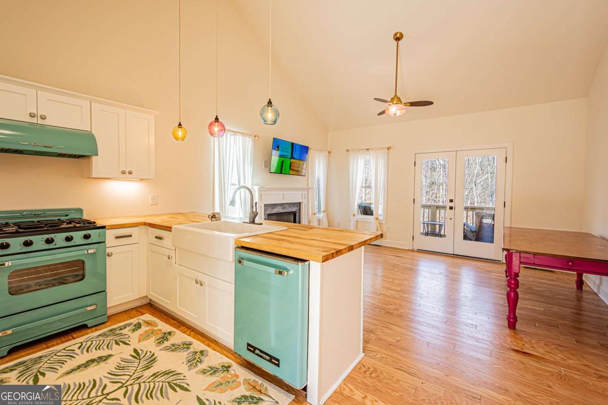 1415 Calhoun Road Dahlonega GA 30533