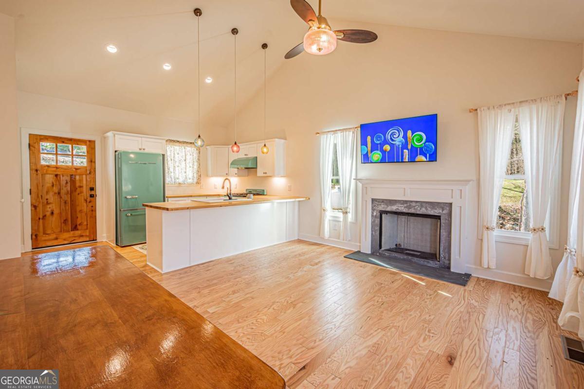 1415 Calhoun Road Dahlonega GA 30533