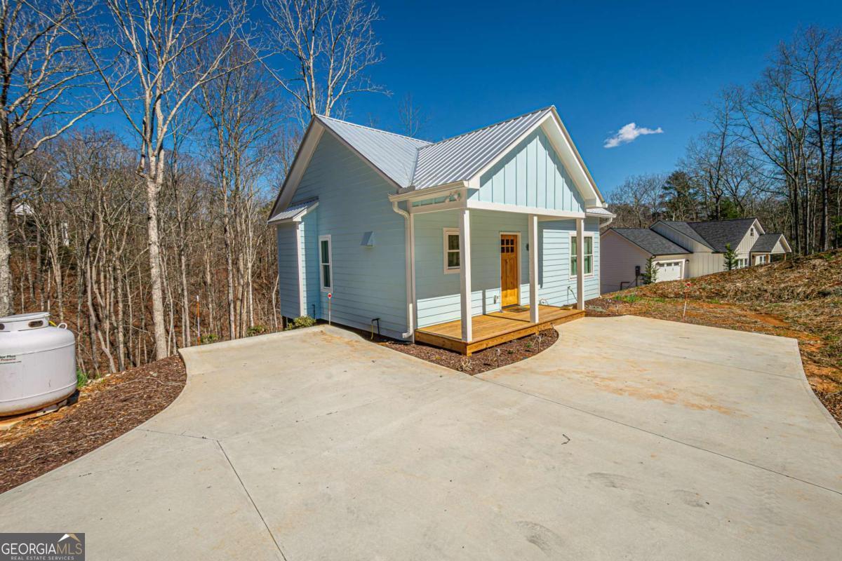 1415 Calhoun Road Dahlonega GA 30533