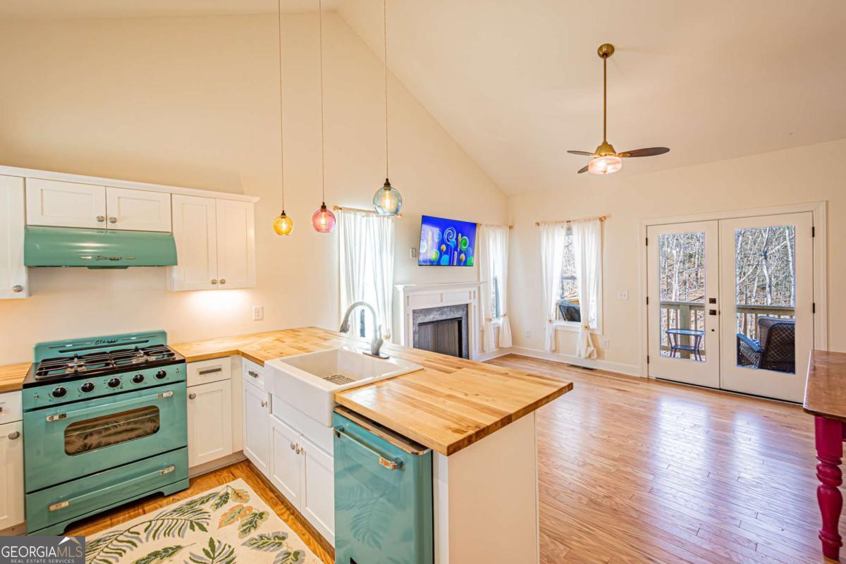1415 Calhoun Road Dahlonega GA 30533
