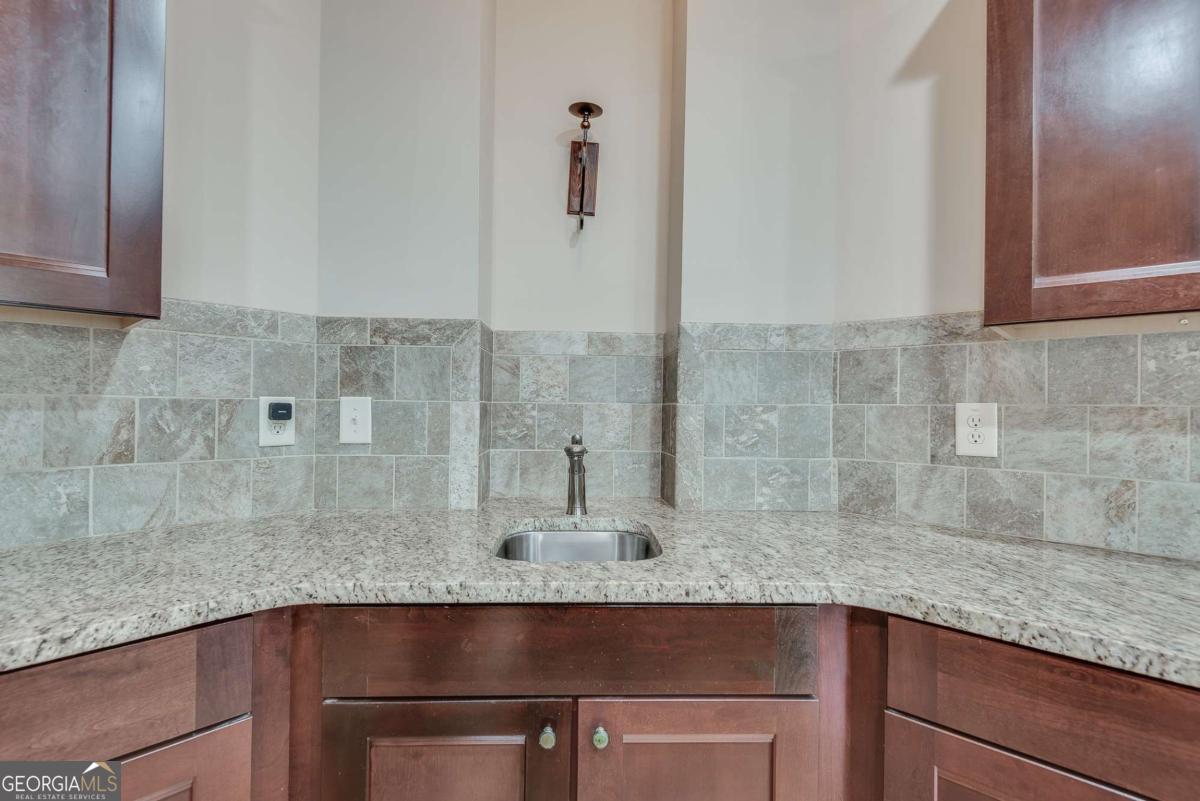 9005 Woodland Trail Alpharetta GA 30009