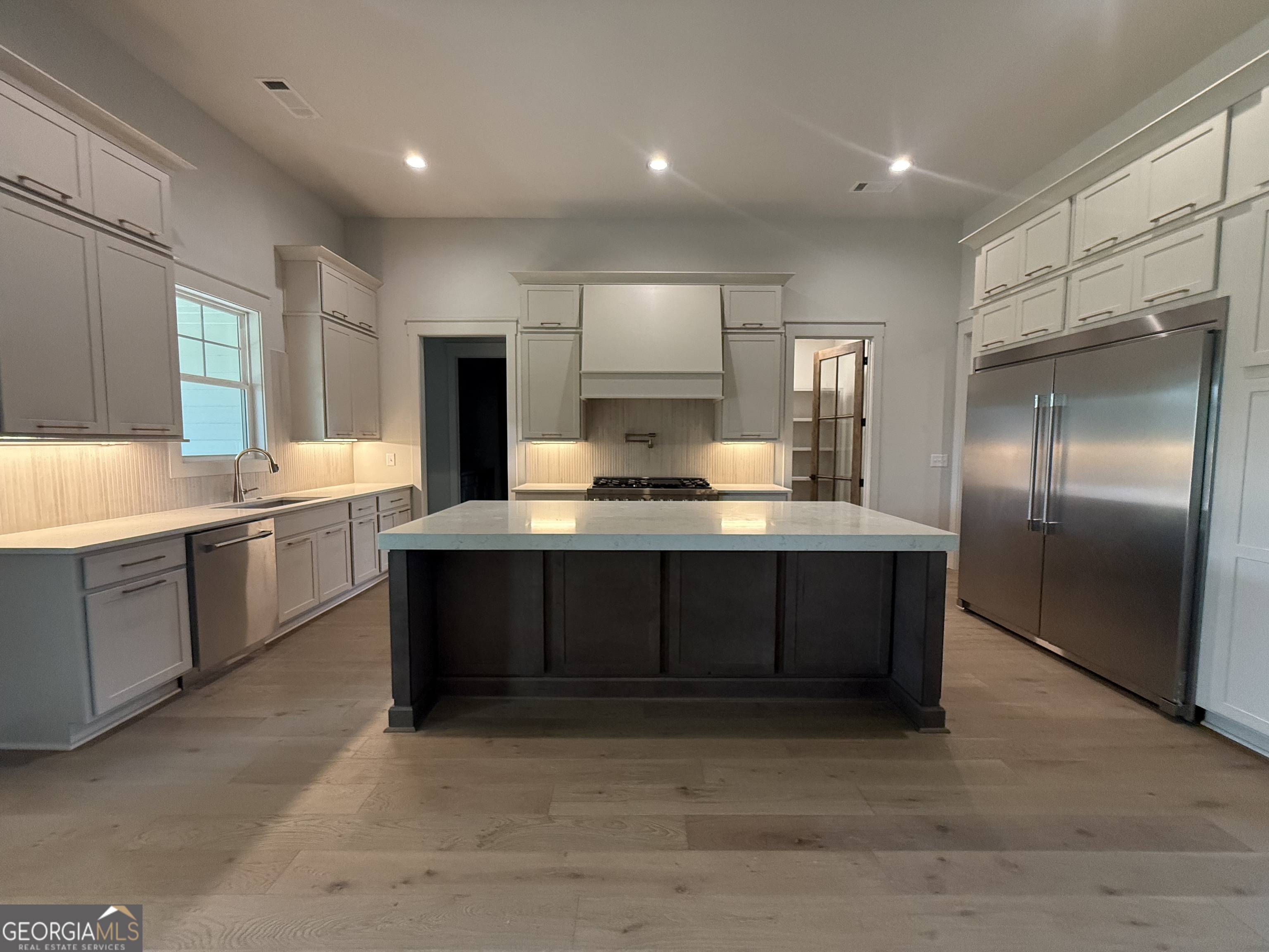 1091 Sunset Bluff Greensboro GA 30642