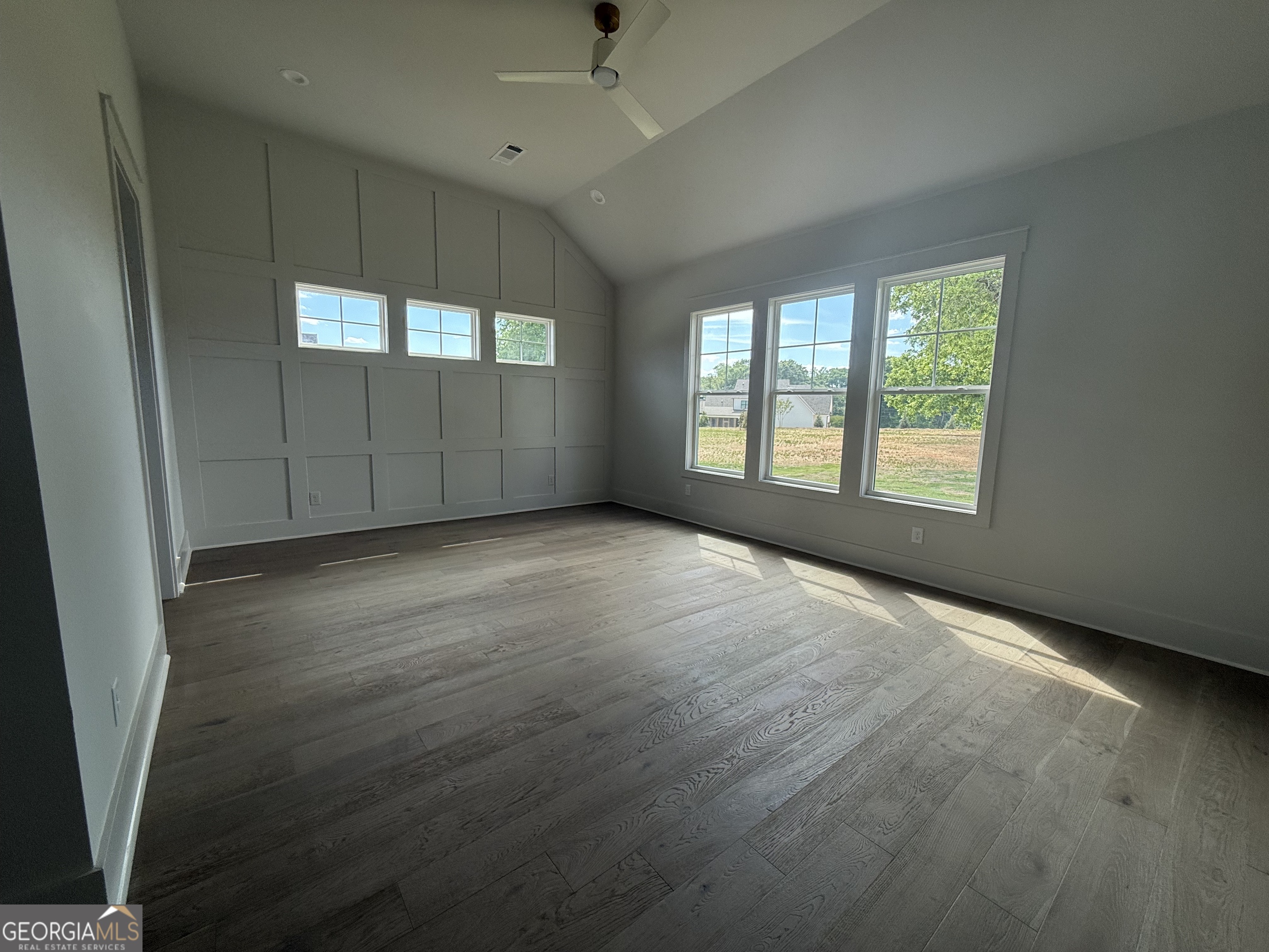 1091 Sunset Bluff Greensboro GA 30642