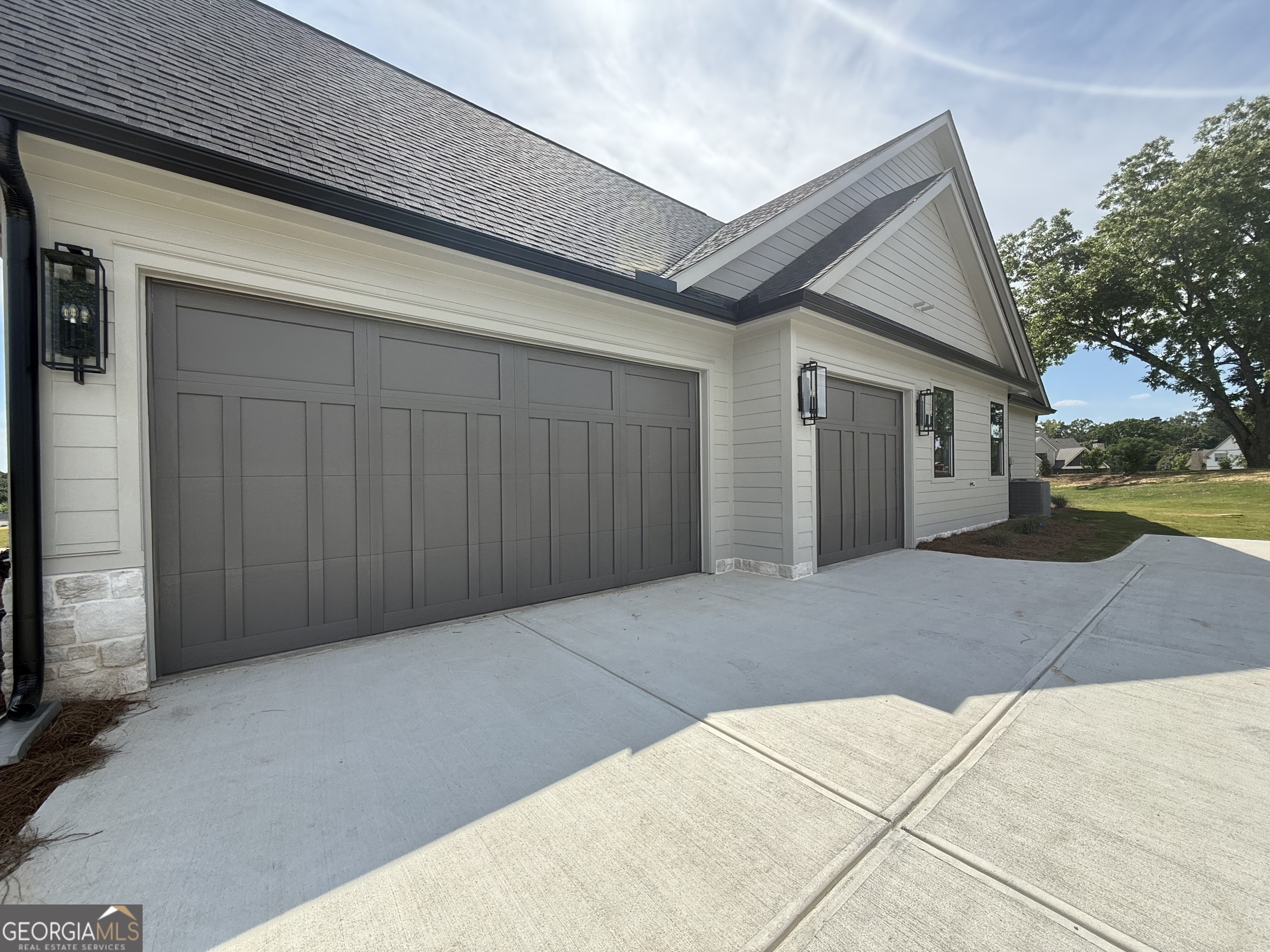 1091 Sunset Bluff Greensboro GA 30642