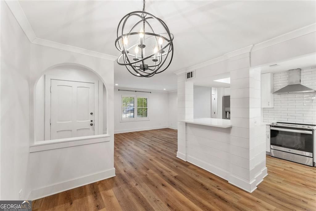 143 Amherst Place NW Atlanta GA 30327