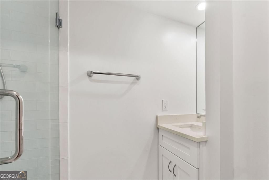 143 Amherst Place NW Atlanta GA 30327