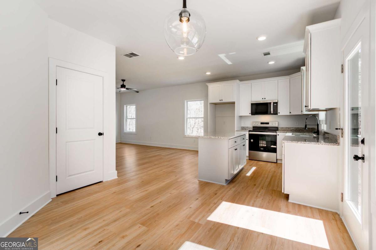 7603 Beachwood Drive Murrayville GA 30564