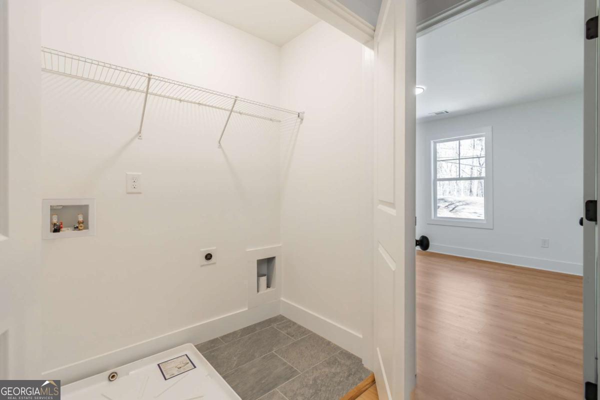 7603 Beachwood Drive Murrayville GA 30564