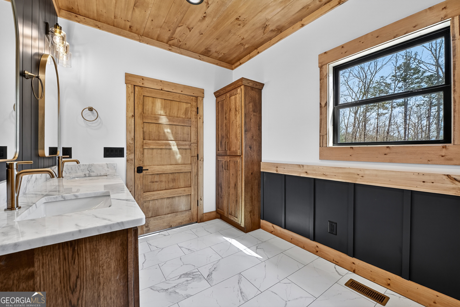 191 Hilton Drive Ellijay GA 30540