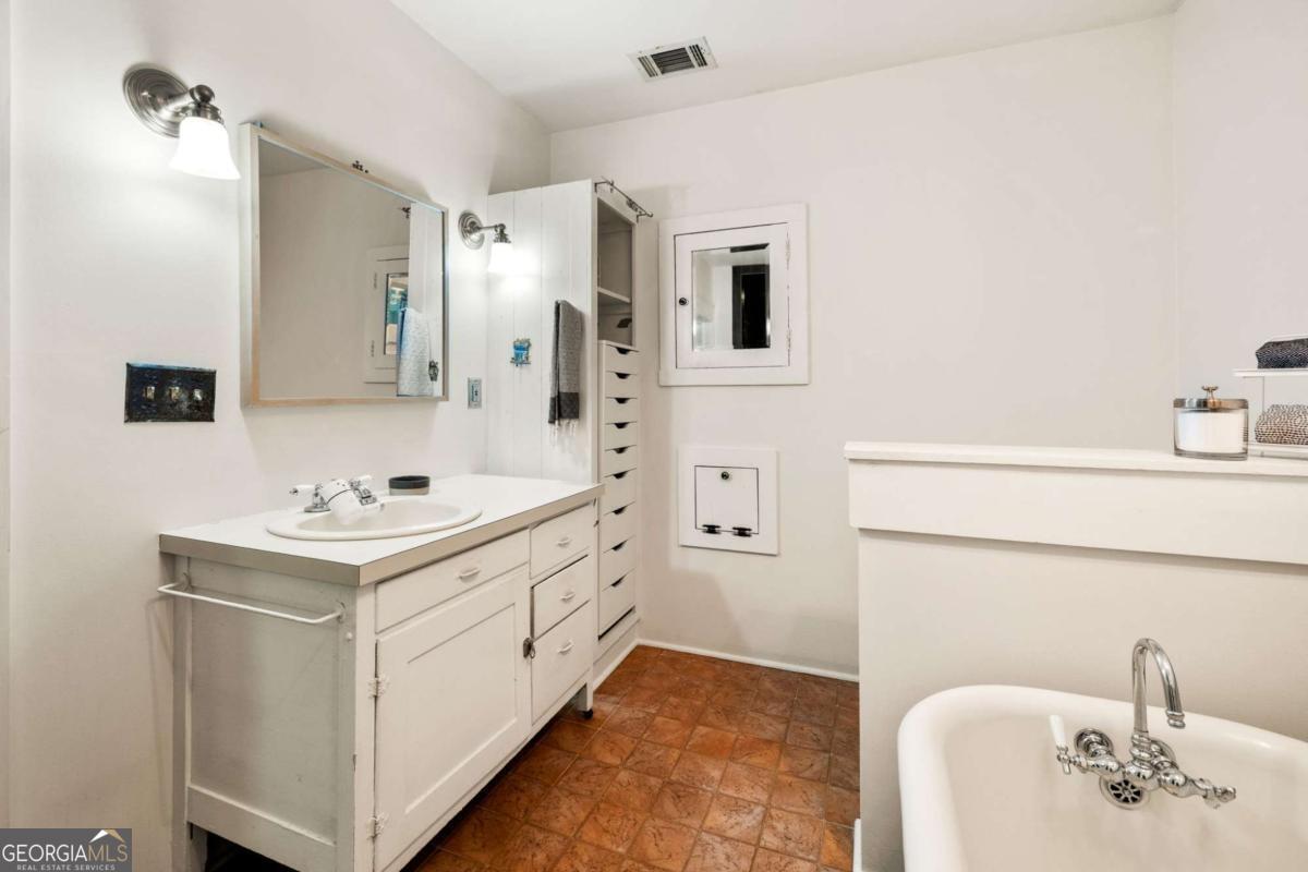 1866 Idlewood Road Tucker GA 30084