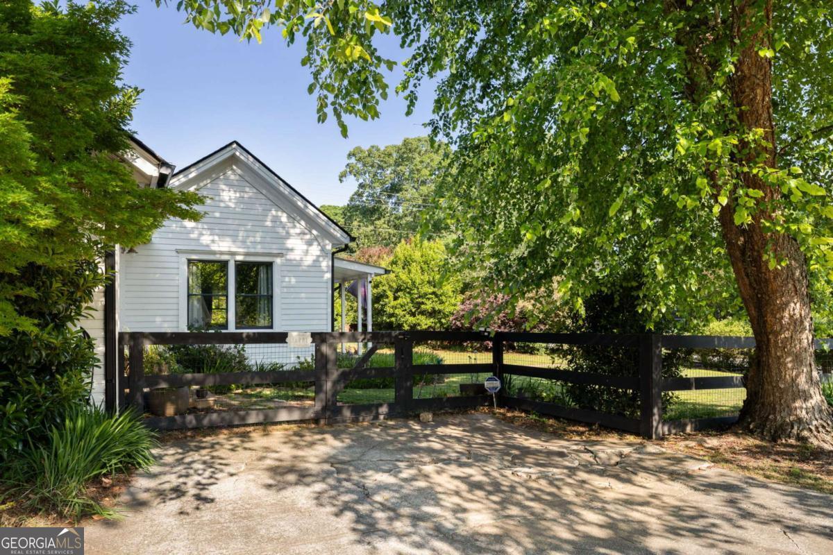 1866 Idlewood Road Tucker GA 30084