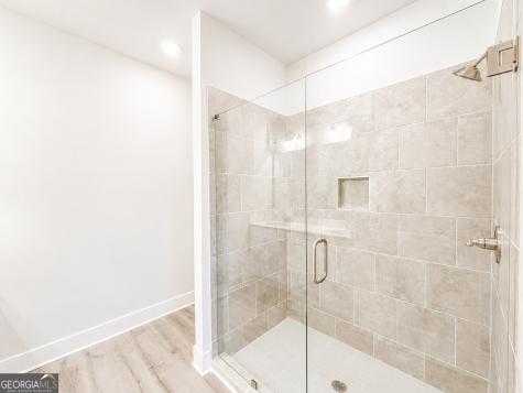 28 Village Court Cleveland GA 30528