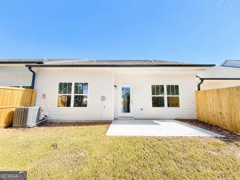 28 Village Court Cleveland GA 30528