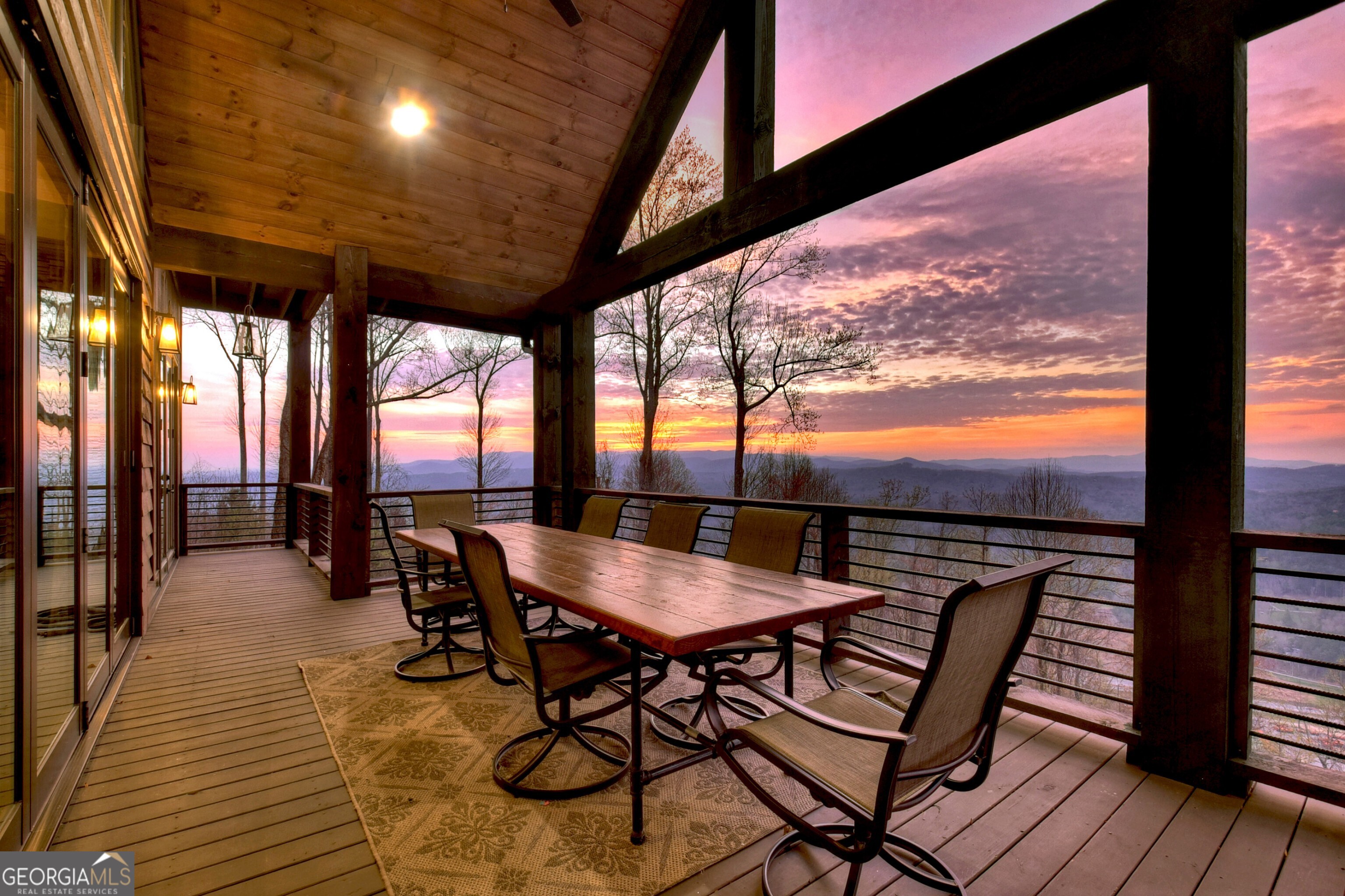 472 Overlook Drive Blue Ridge GA 30513