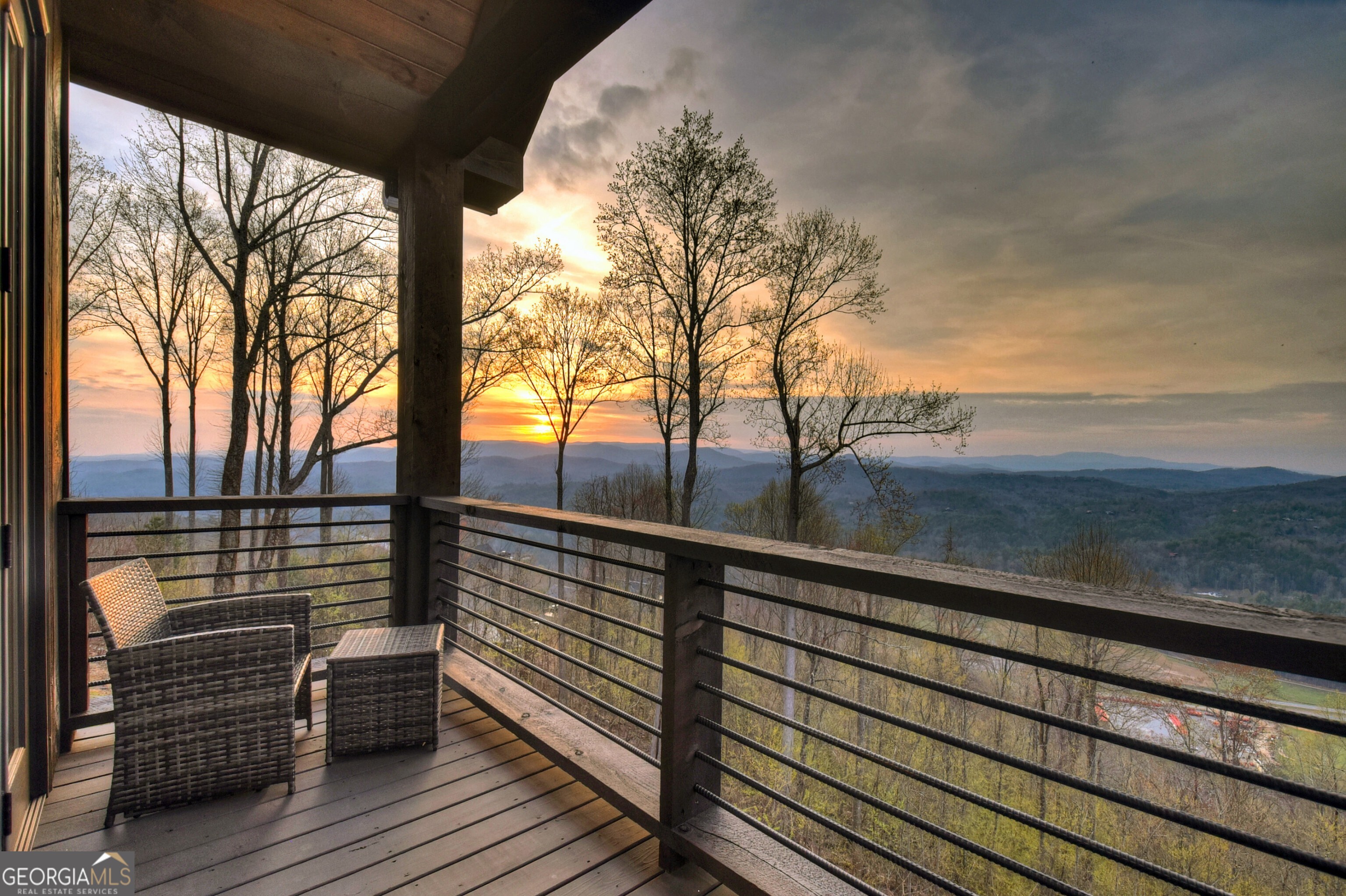 472 Overlook Drive Blue Ridge GA 30513