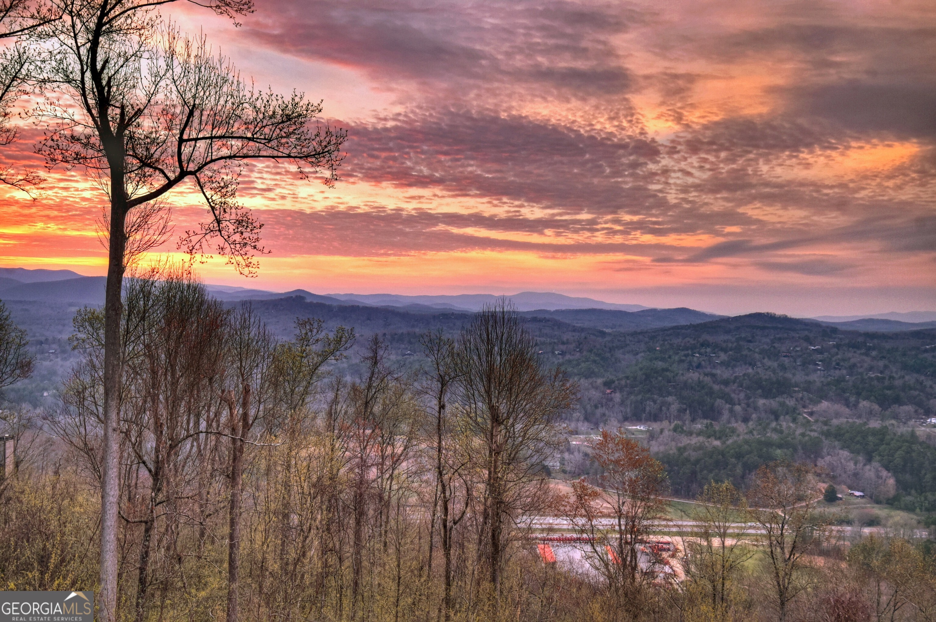 472 Overlook Drive Blue Ridge GA 30513