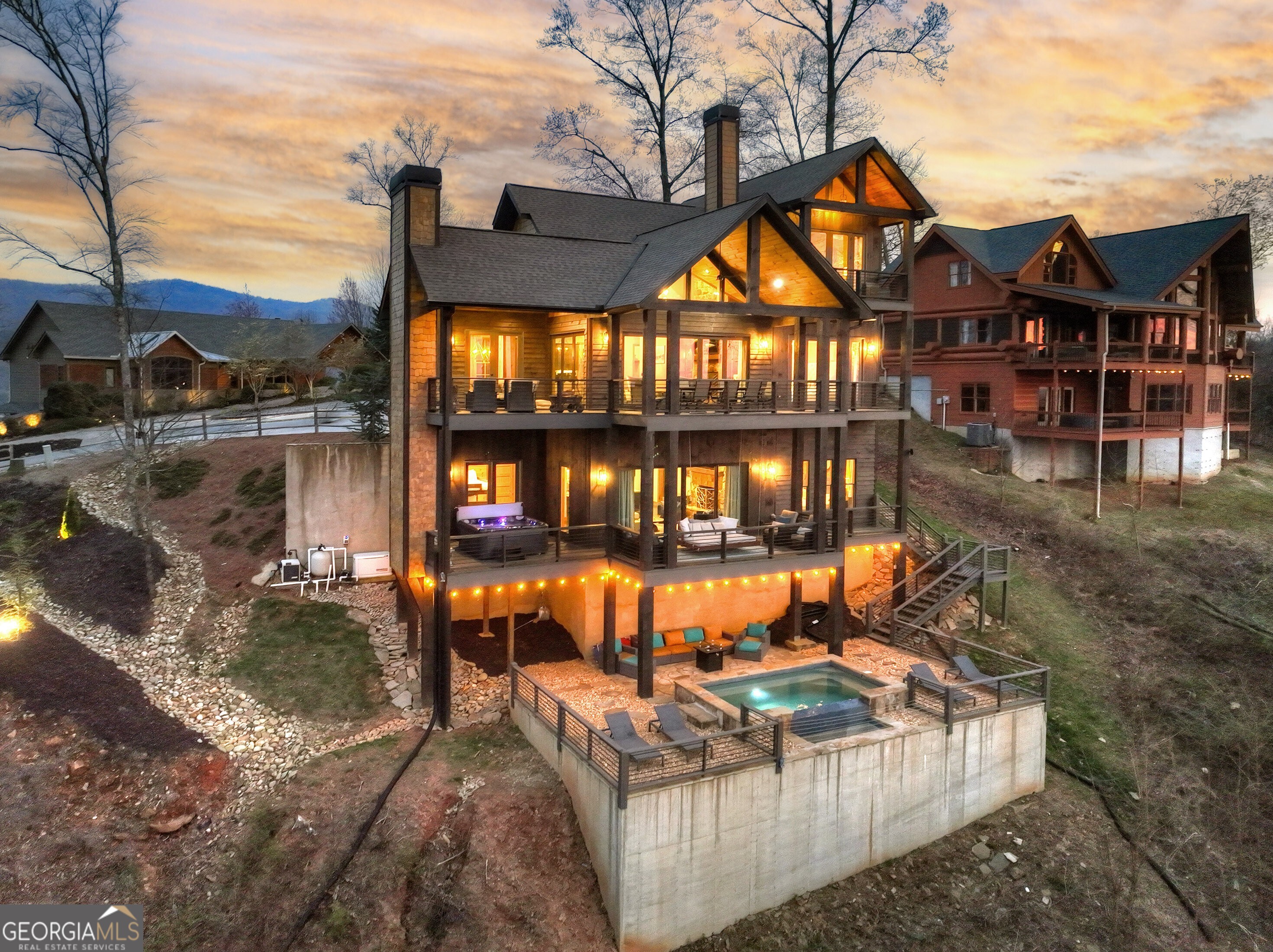 472 Overlook Drive Blue Ridge GA 30513