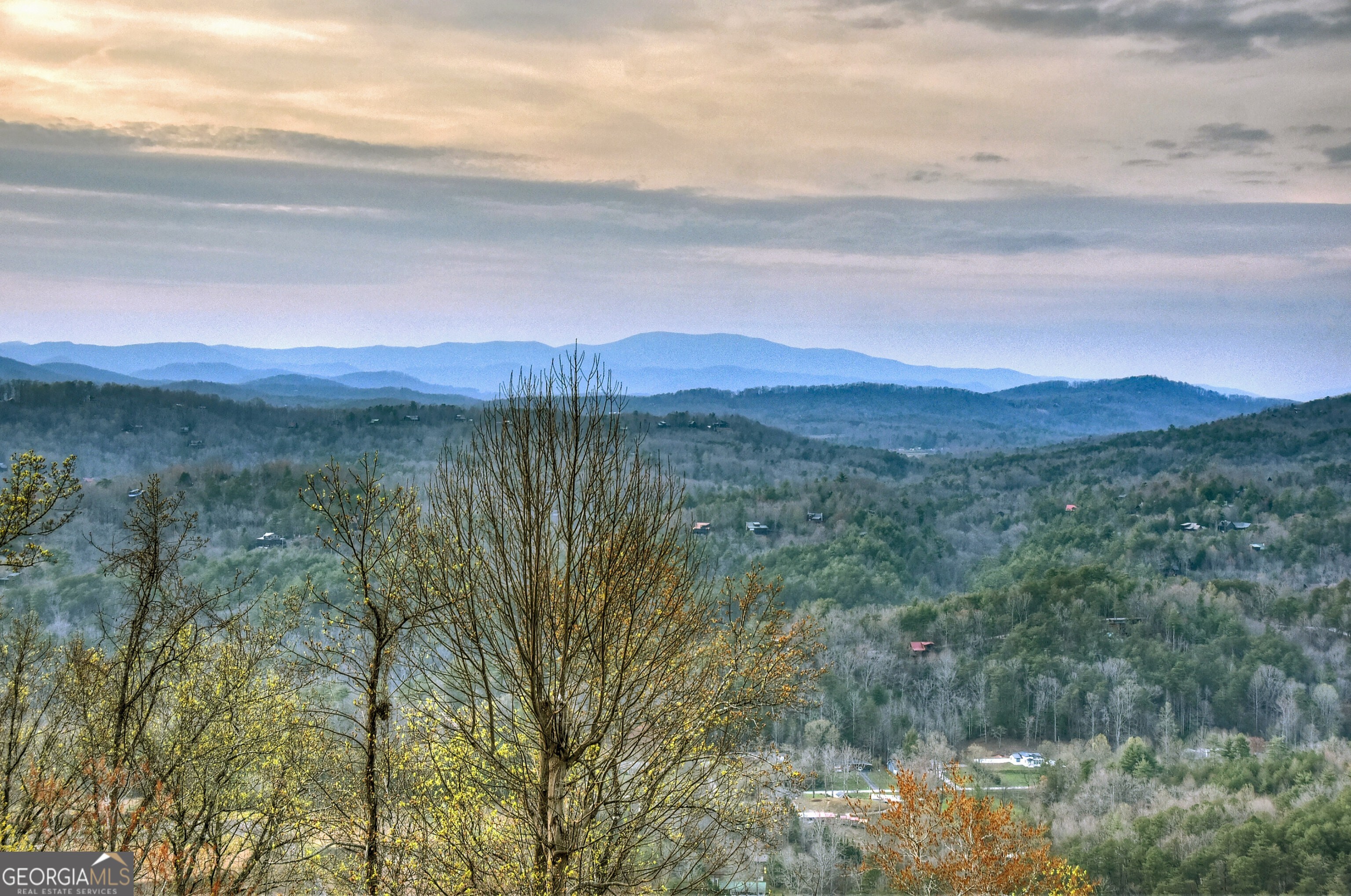 472 Overlook Drive Blue Ridge GA 30513